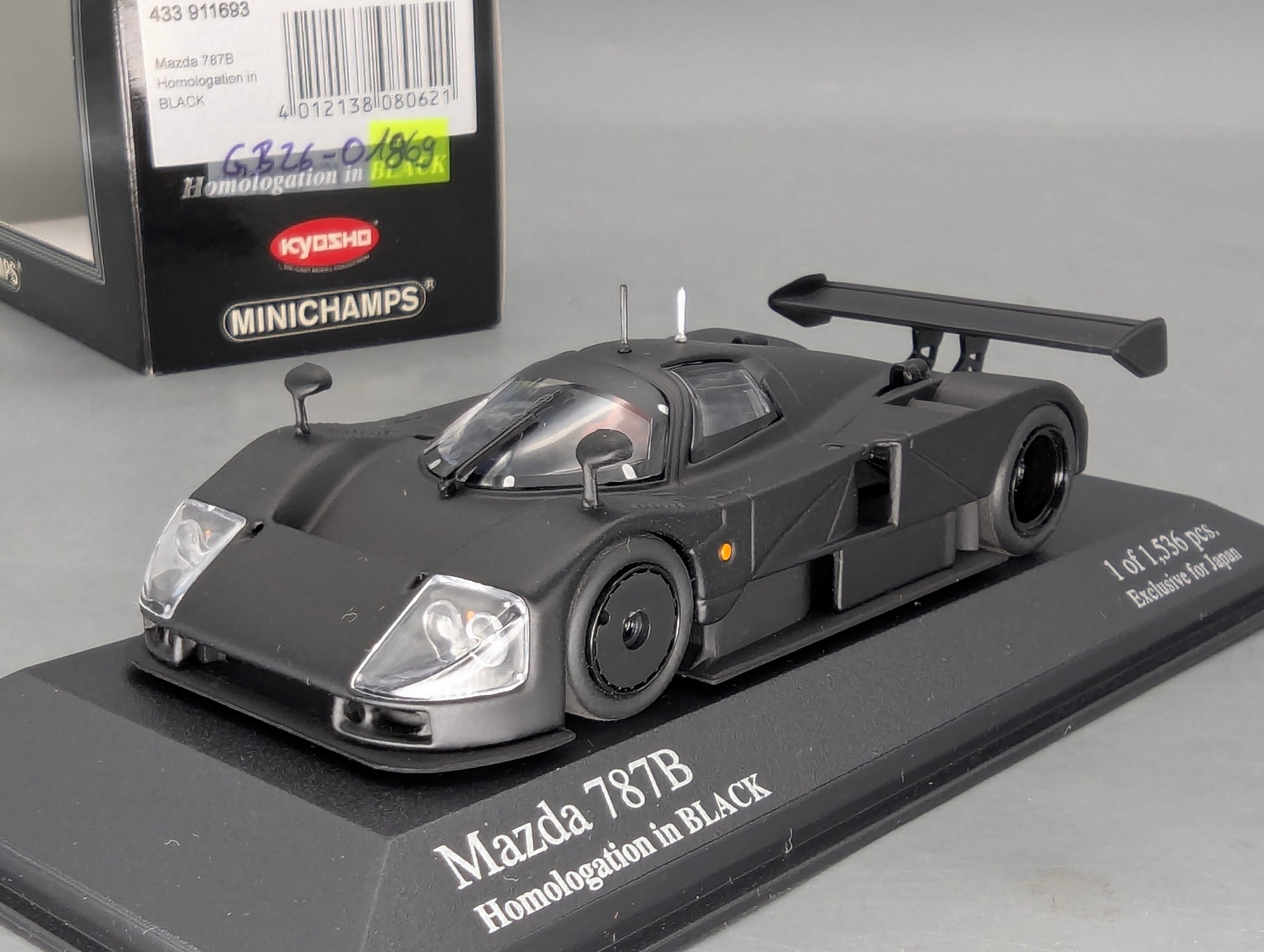 Modellautos 1:43 Minichamps Mazda 787B Homologation Black OVP