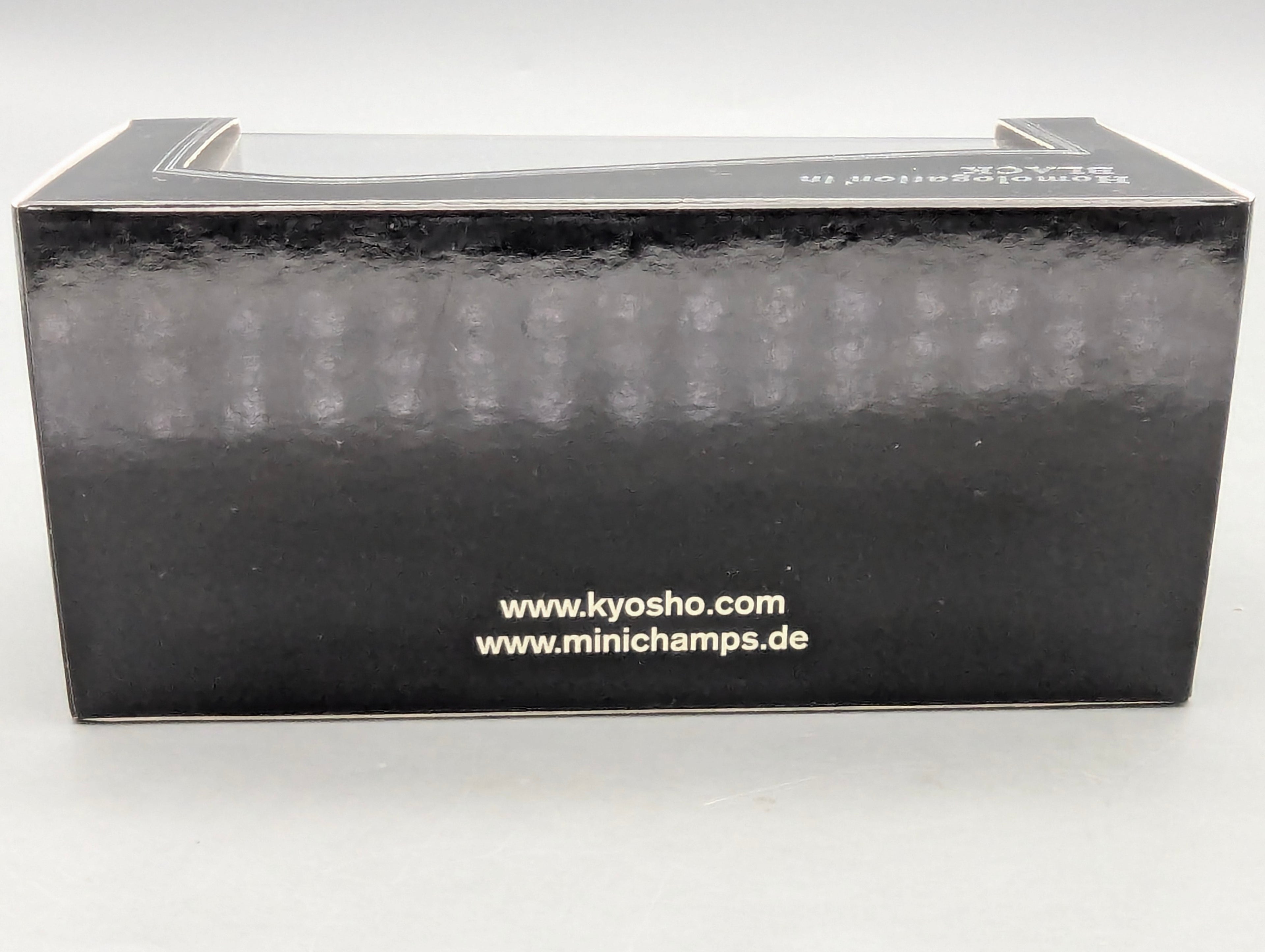 Coches a escala 1:43 Minichamps / Kyosho Mazda 787B Homologación Negro Precintado
