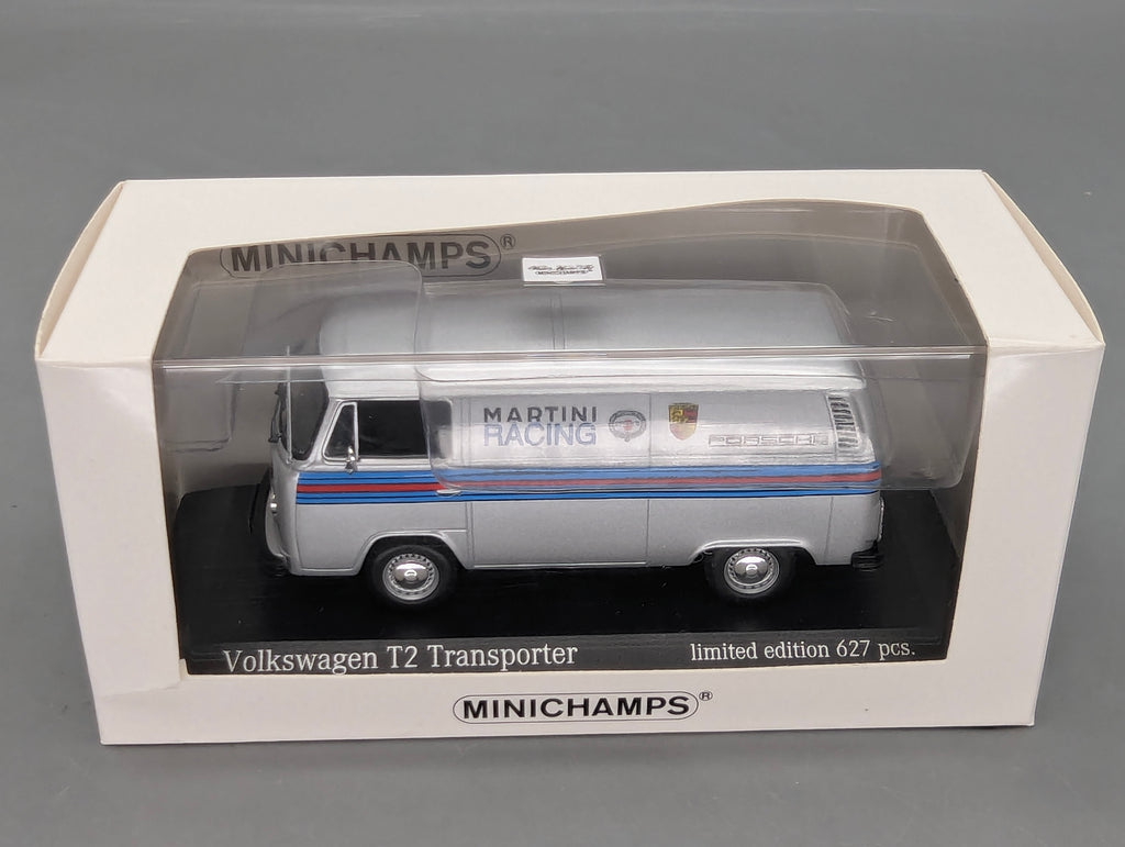 Modellautos 1:43 Minichamps Volkswagen VW T2 Transporter Porsche Martini Silber mit OVP