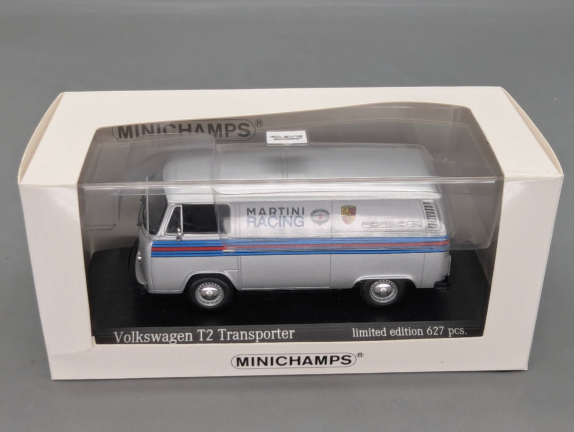 Coches a escala 1:43 Minichamps Volkswagen VW T2 Transporter Porsche Martini Plata con embalaje original