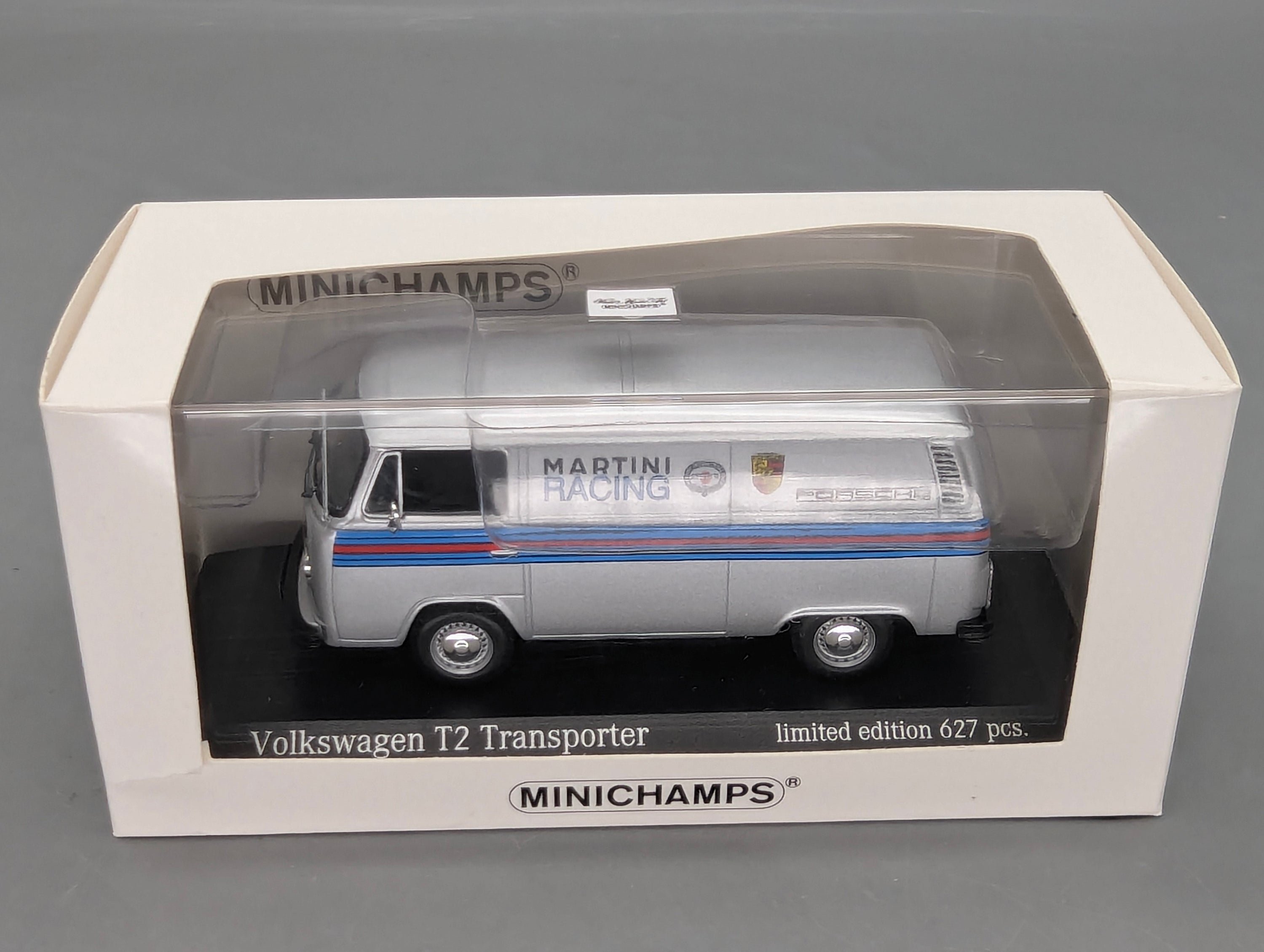 Coches a escala 1:43 Minichamps Volkswagen VW T2 Transporter Porsche Martini Plata con embalaje original
