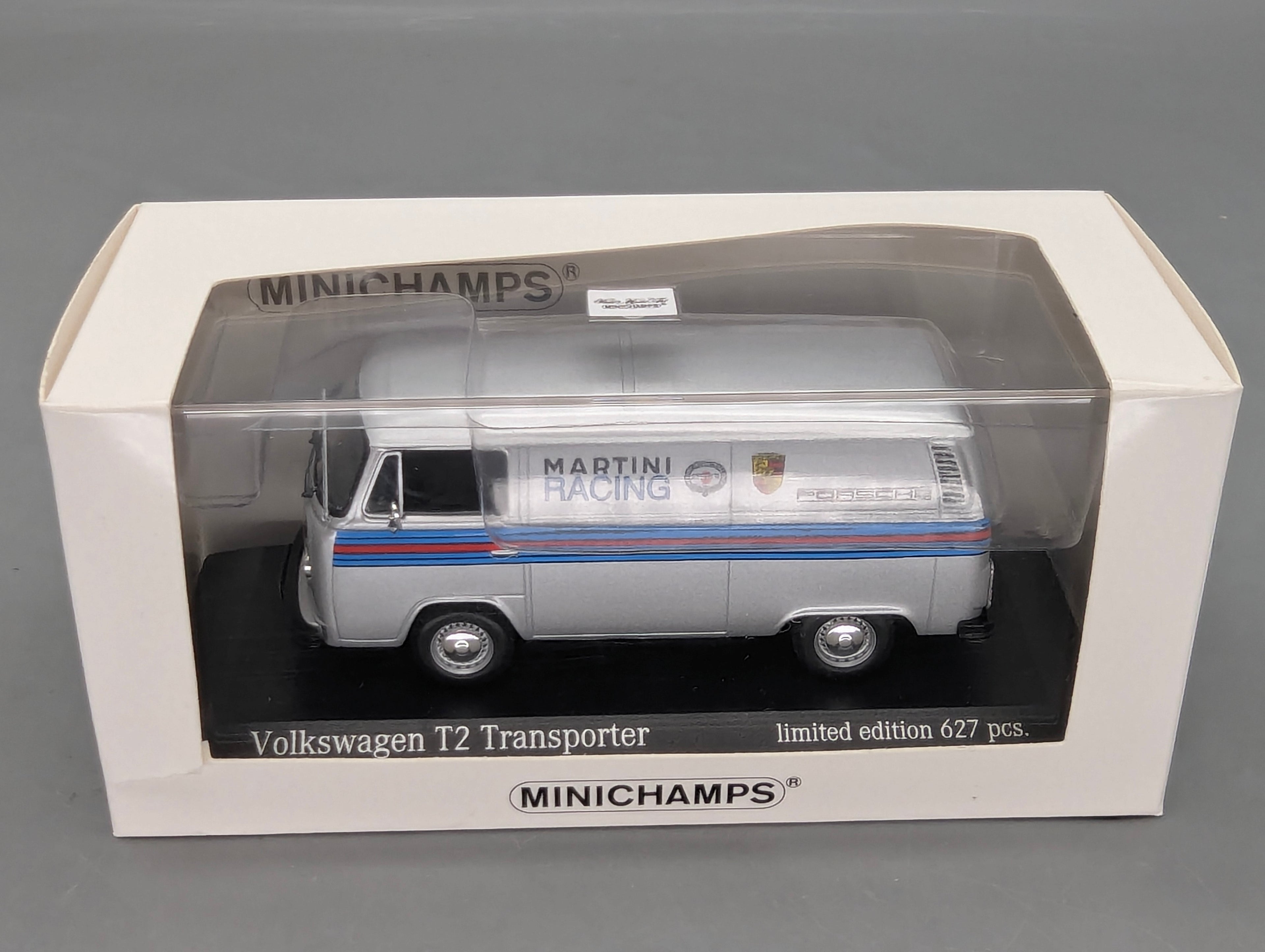 Modellautos 1:43 Minichamps Volkswagen VW T2 Transporter Porsche Martini Silber mit OVP
