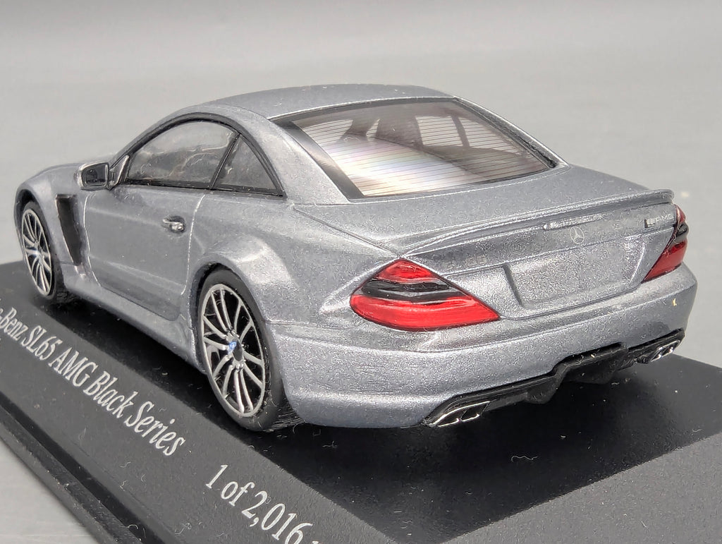 Modellautos 1:43 Minichamps Mercedes Benz SL65 AMG Black Series Silber mit OVP