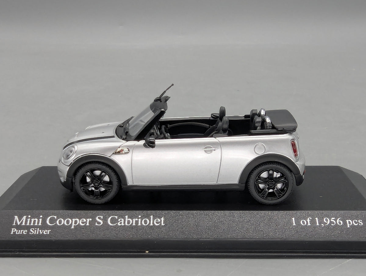 Modellautos 1:43 Minichamps Mini Cooper S Cabriolet 2009 Silber mit OVP