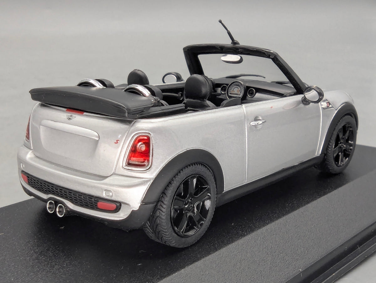 Modellautos 1:43 Minichamps Mini Cooper S Cabriolet 2009 Silber mit OVP
