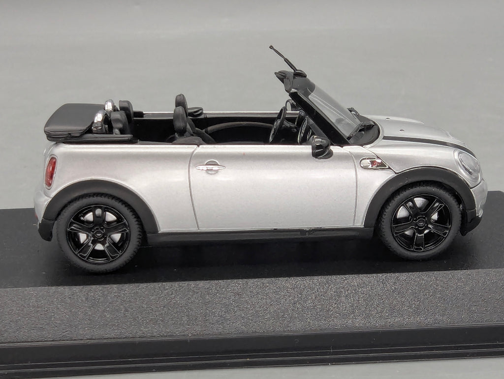 Modellautos 1:43 Minichamps Mini Cooper S Cabriolet 2009 Silber mit OVP