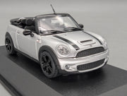 Modellautos 1:43 Minichamps Mini Cooper S Cabriolet 2009 Silber mit OVP