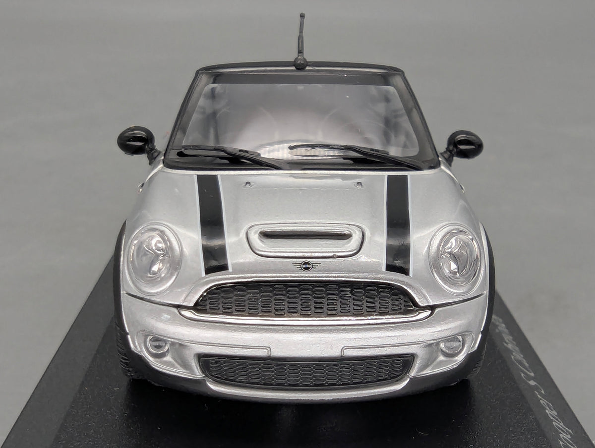 Modellautos 1:43 Minichamps Mini Cooper S Cabriolet 2009 Silber mit OVP