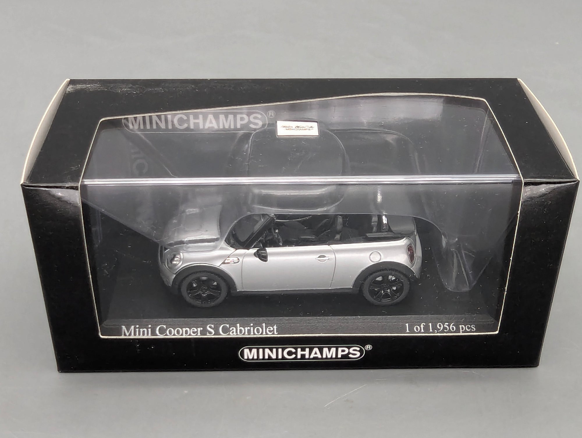 Modellautos 1:43 Minichamps Mini Cooper S Cabriolet 2009 Silber mit OVP