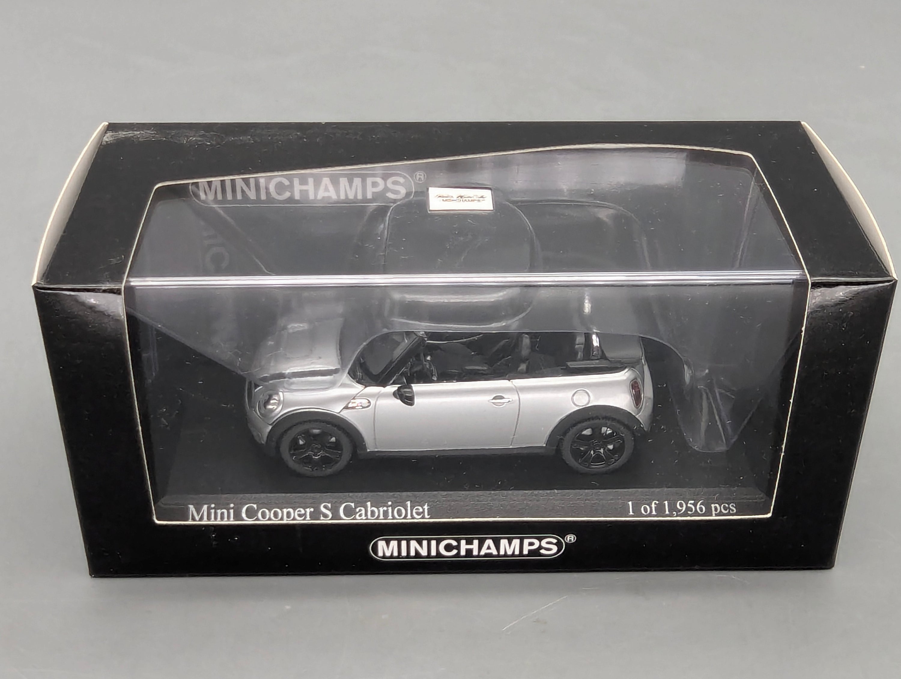 Modellautos 1:43 Minichamps Mini Cooper S Cabriolet 2009 Silber mit OVP