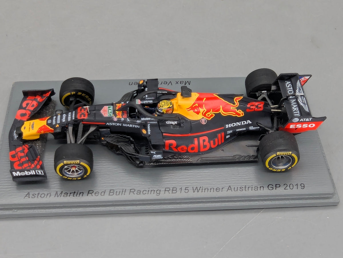Coches a escala 1:43 Spark S6088 Aston Martin RB 15 GANADOR GP Austria 2019 #33 Verstappen embalaje original