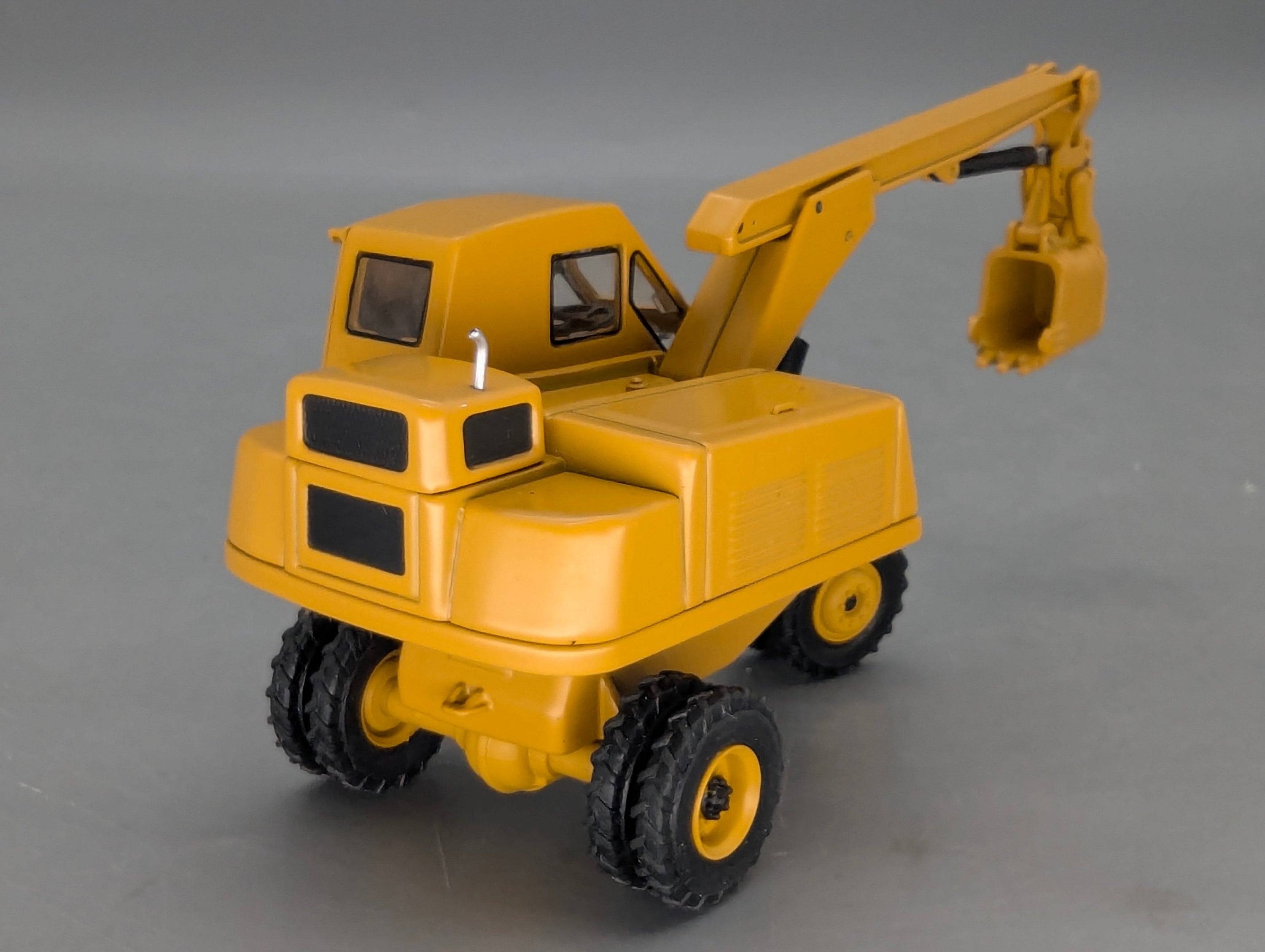 Bagger Modell 1:50 NZG 538 Liebherr L300 "der erste Mobilbagger" mit OVP