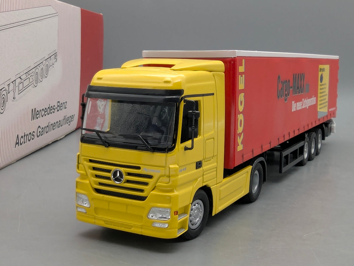 LKW Modell 1:50 NZG 555 Mercedes Benz Actros Kögel Gardinenauflieger mit OVP