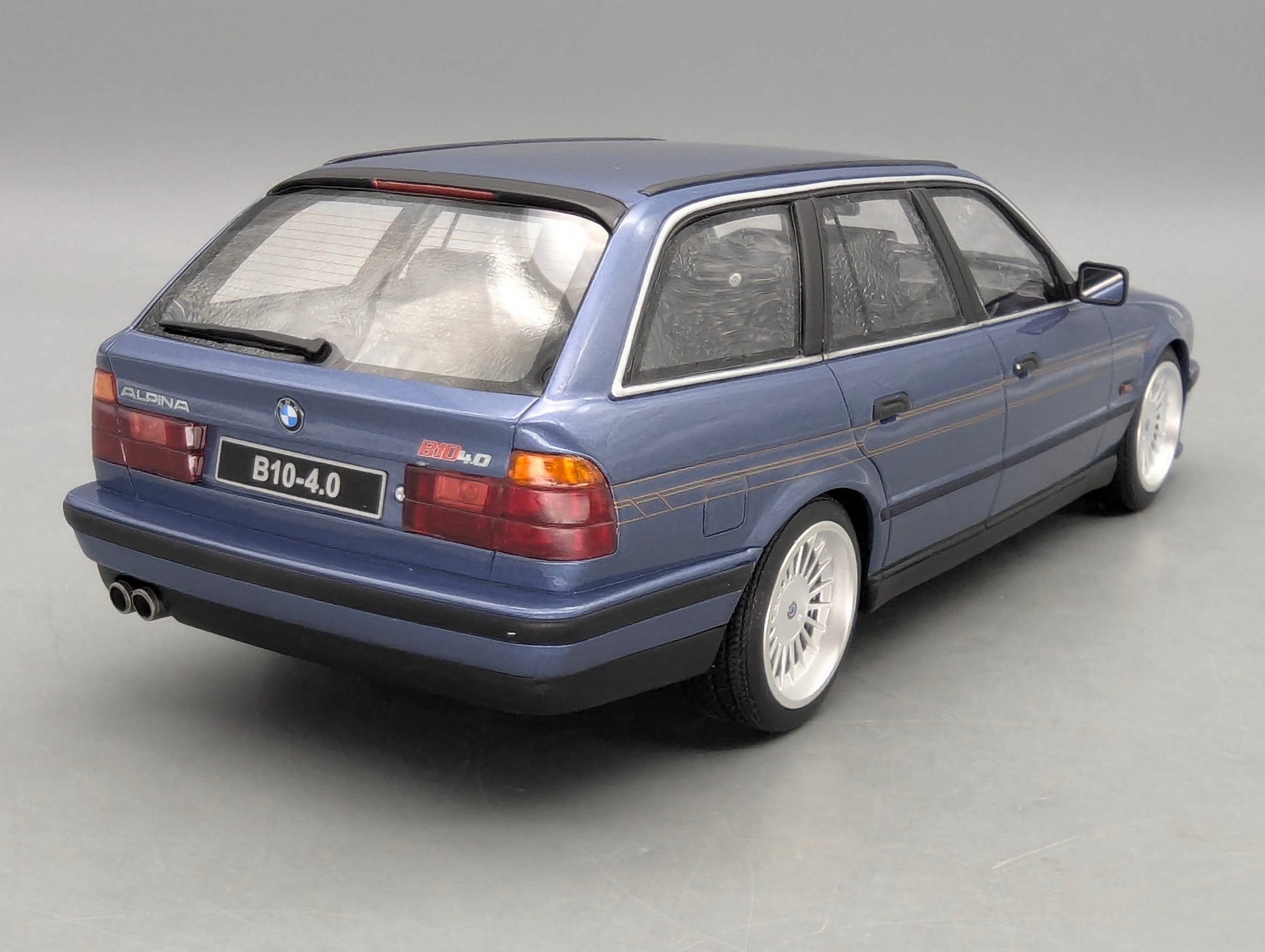 Model Cars 1:18 Otto OT944 BMW Alpina E34 B10 4.0 Touring 1995 Original Packaging