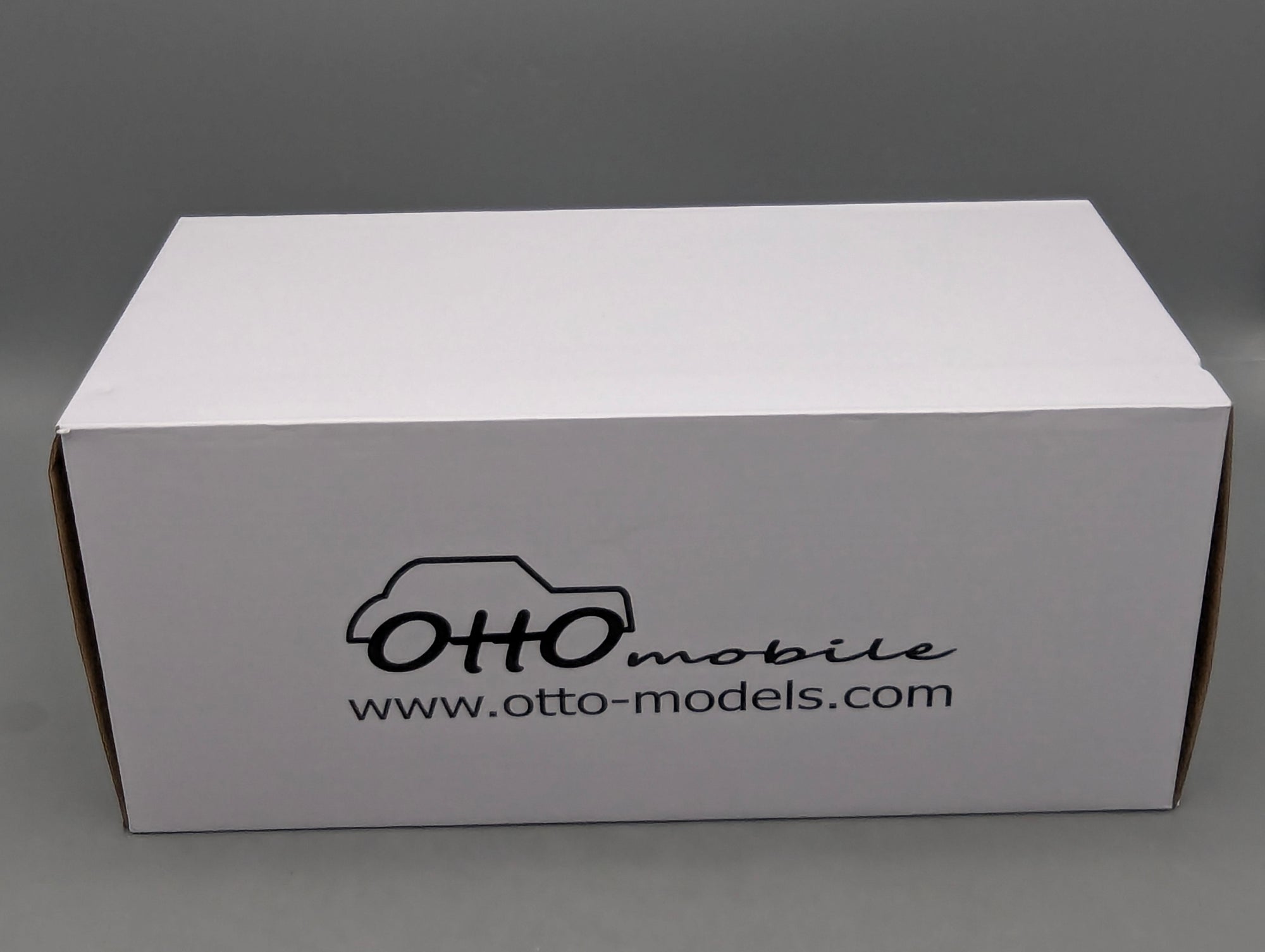 Model Cars 1:18 Otto OT944 BMW Alpina E34 B10 4.0 Touring 1995 Original Packaging
