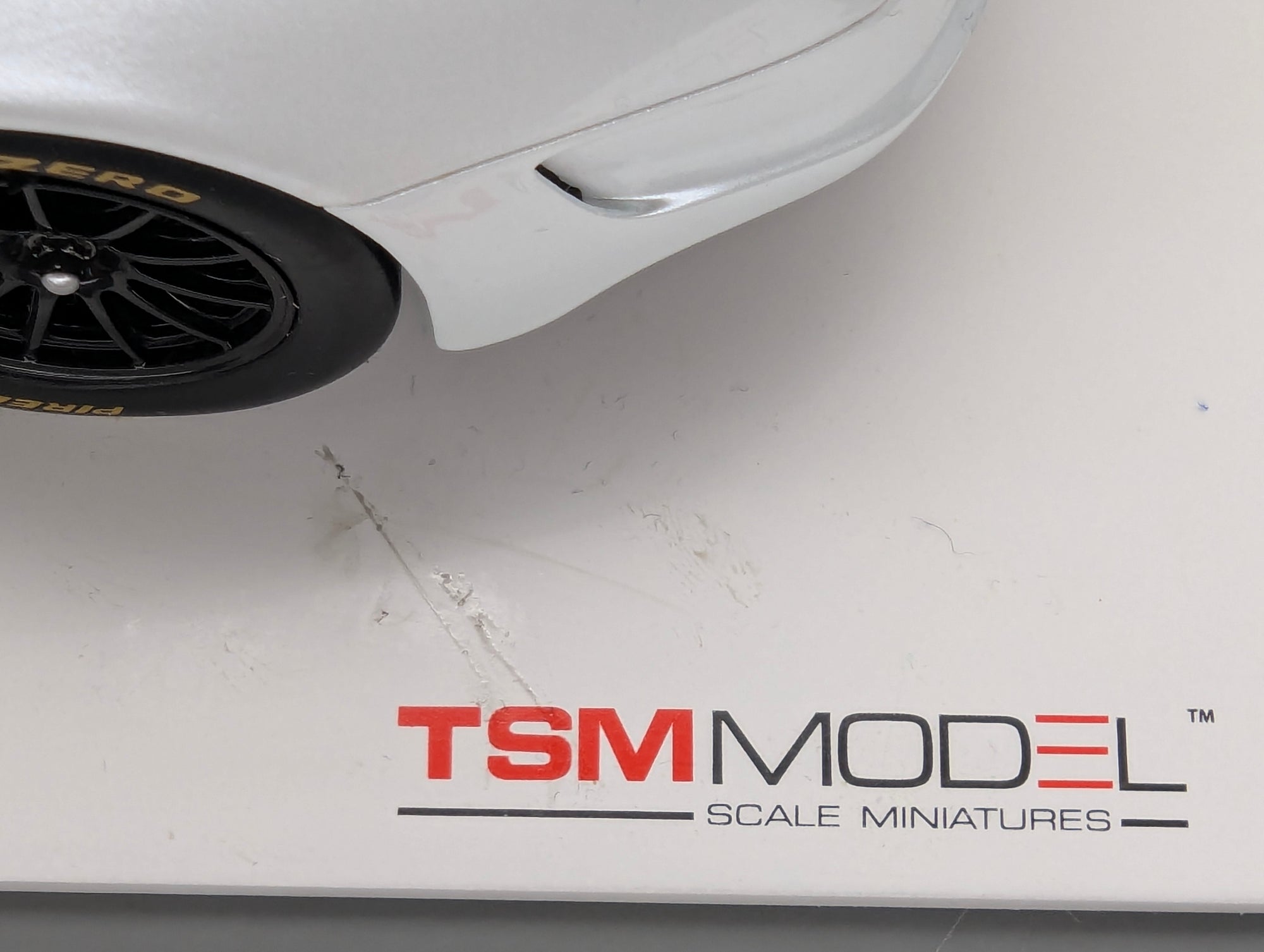 Model Cars 1:18 TSM Bentley Continental GT3 Goodwood 2013 #7 with original packaging