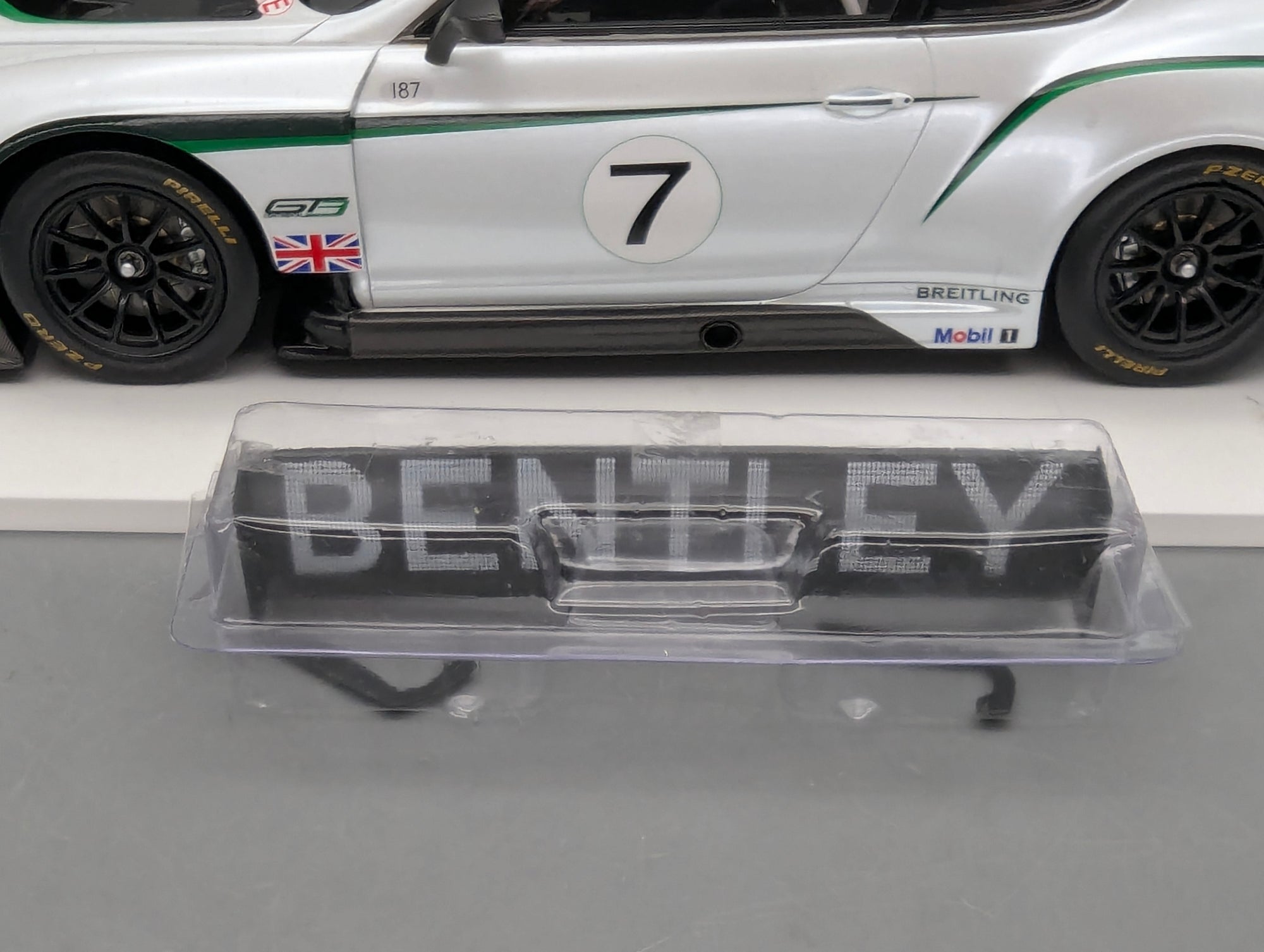 Model Cars 1:18 TSM Bentley Continental GT3 Goodwood 2013 #7 with original packaging