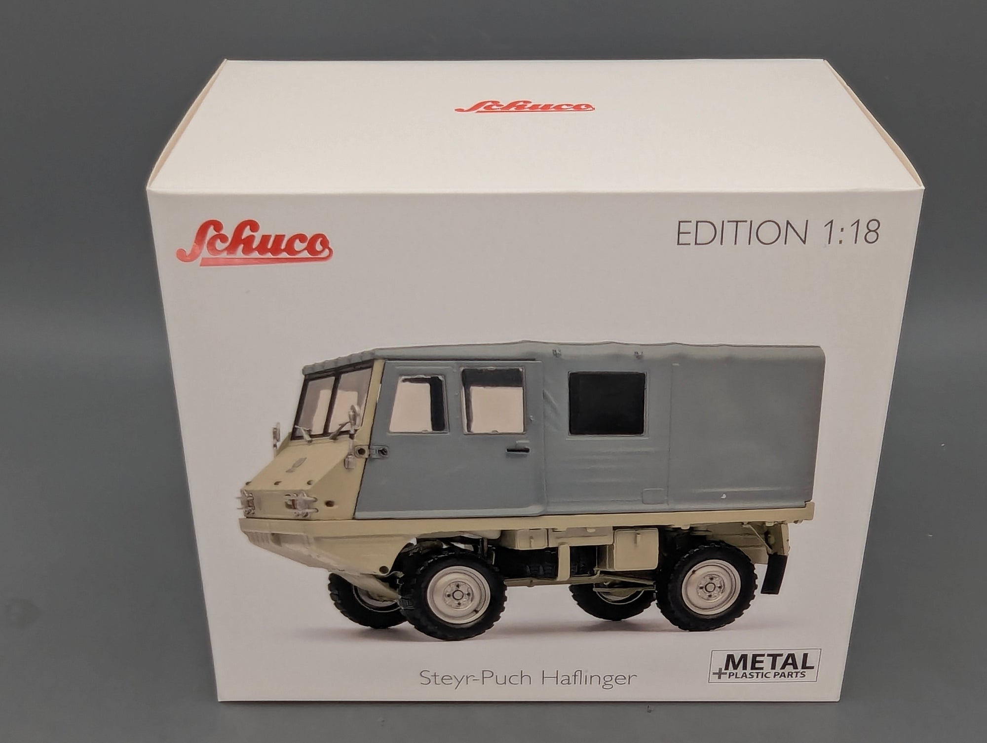 1:18 Model Cars Schuco Steyr Puch Haflinger with original packaging