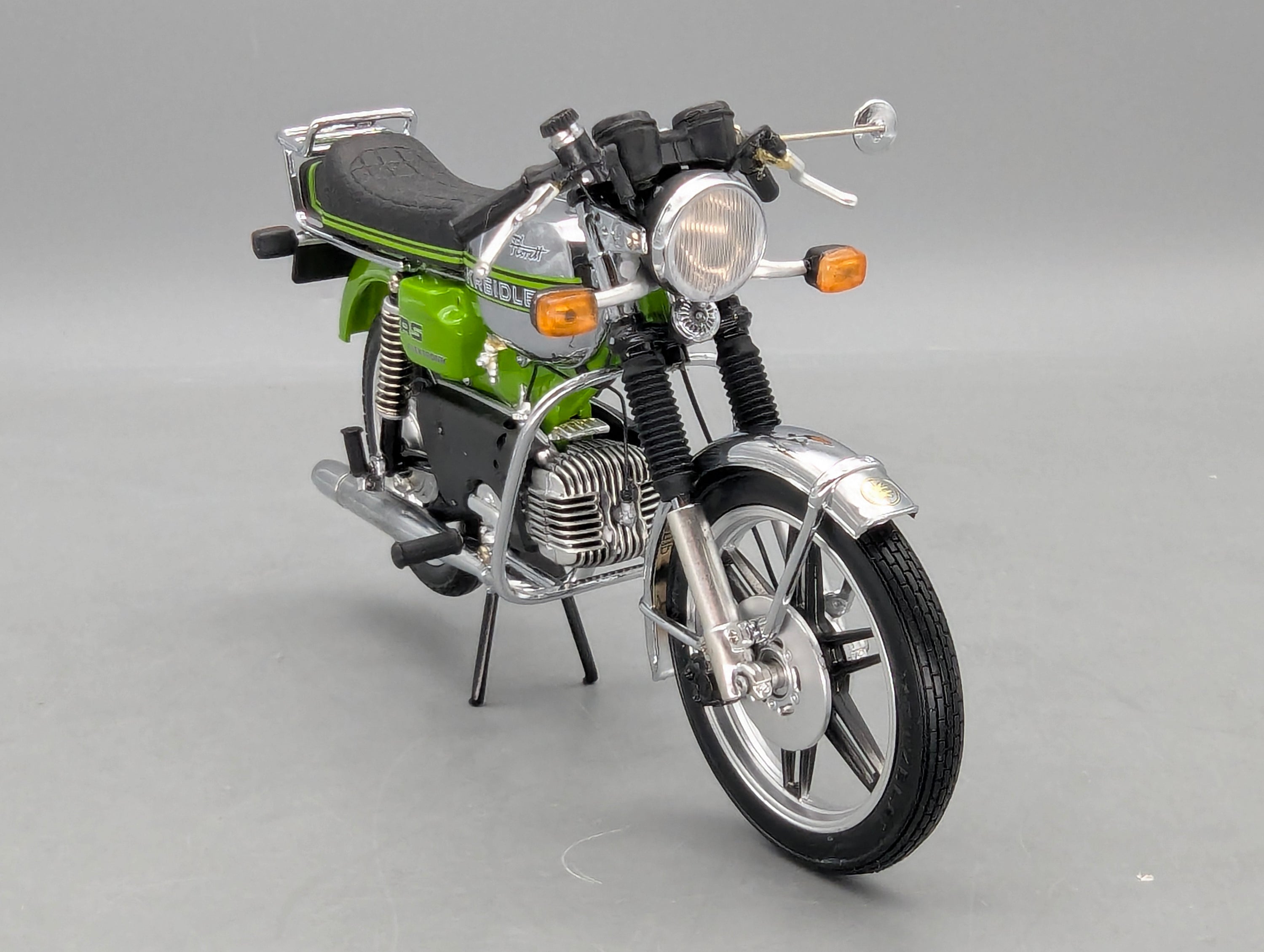 Motorrad Modell 1:10 Schuco Kreidler Florett RS Elektronik Grün mit OVP