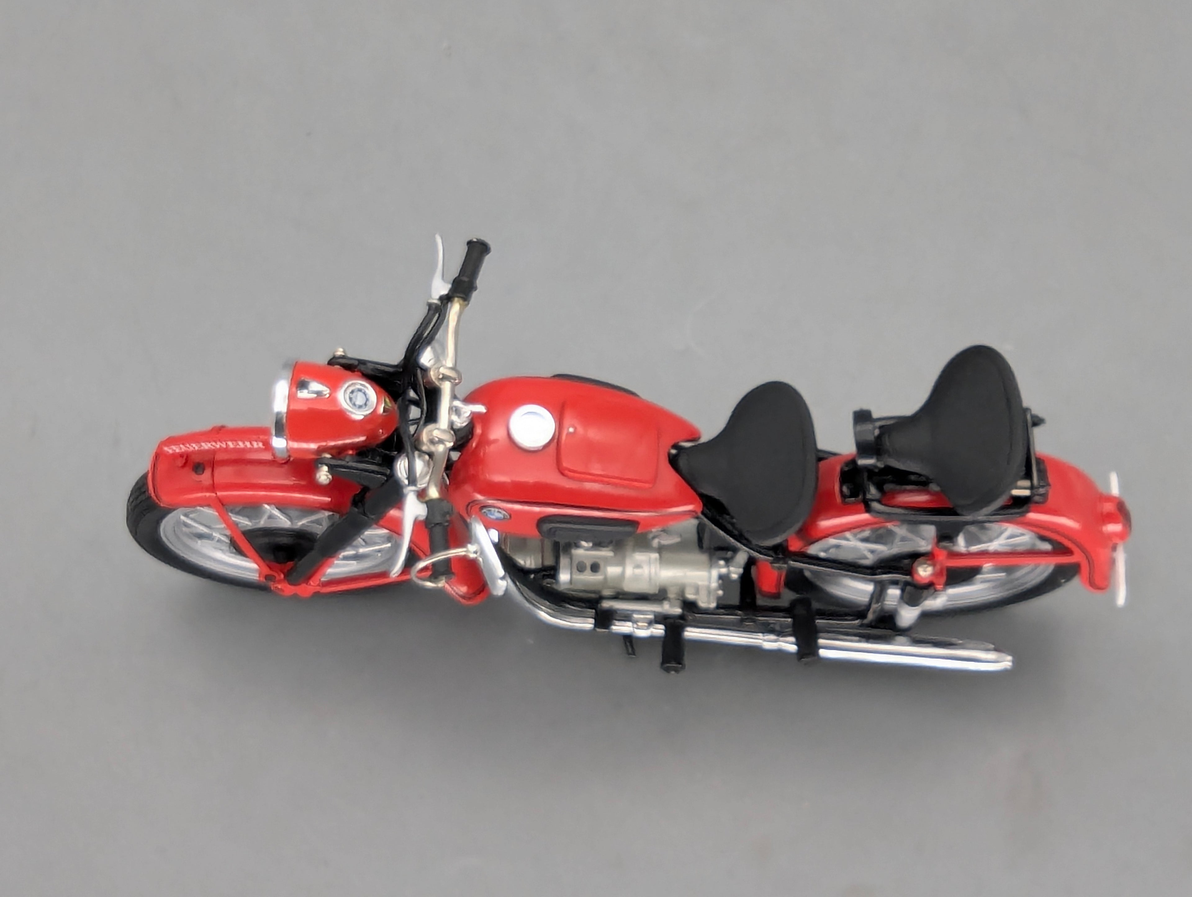 Motocicleta Modelo 1:10 Schuco BMW R25/3 Bomberos con caja original