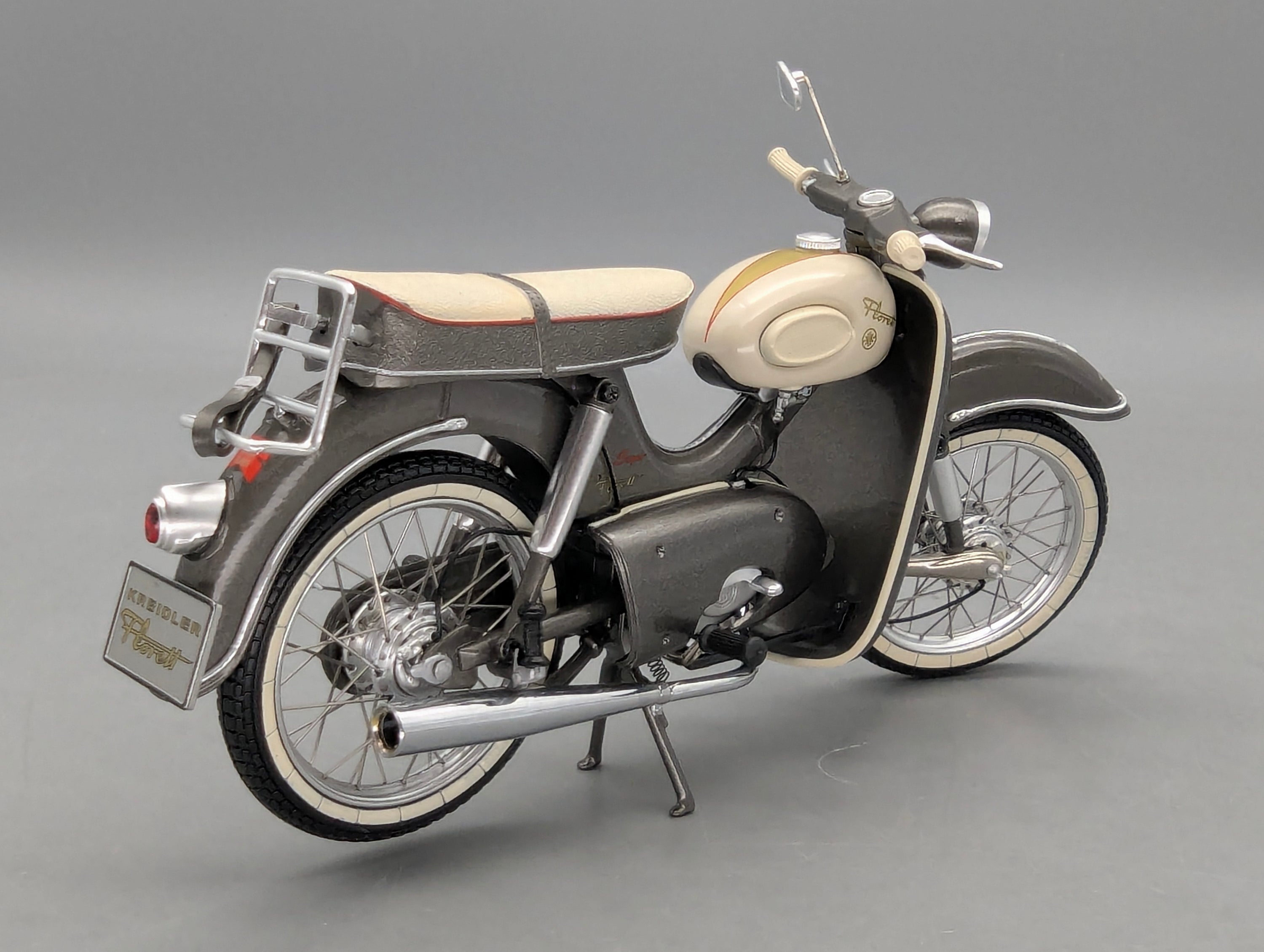 Motorcycle Model 1:10 Schuco Kreidler Florett Super with Original Packaging