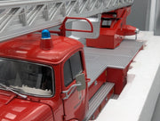 Model Cars 1:18 Schuco Mercedes Benz L 322 Fire Engine with Turntable Ladder with Original Packaging