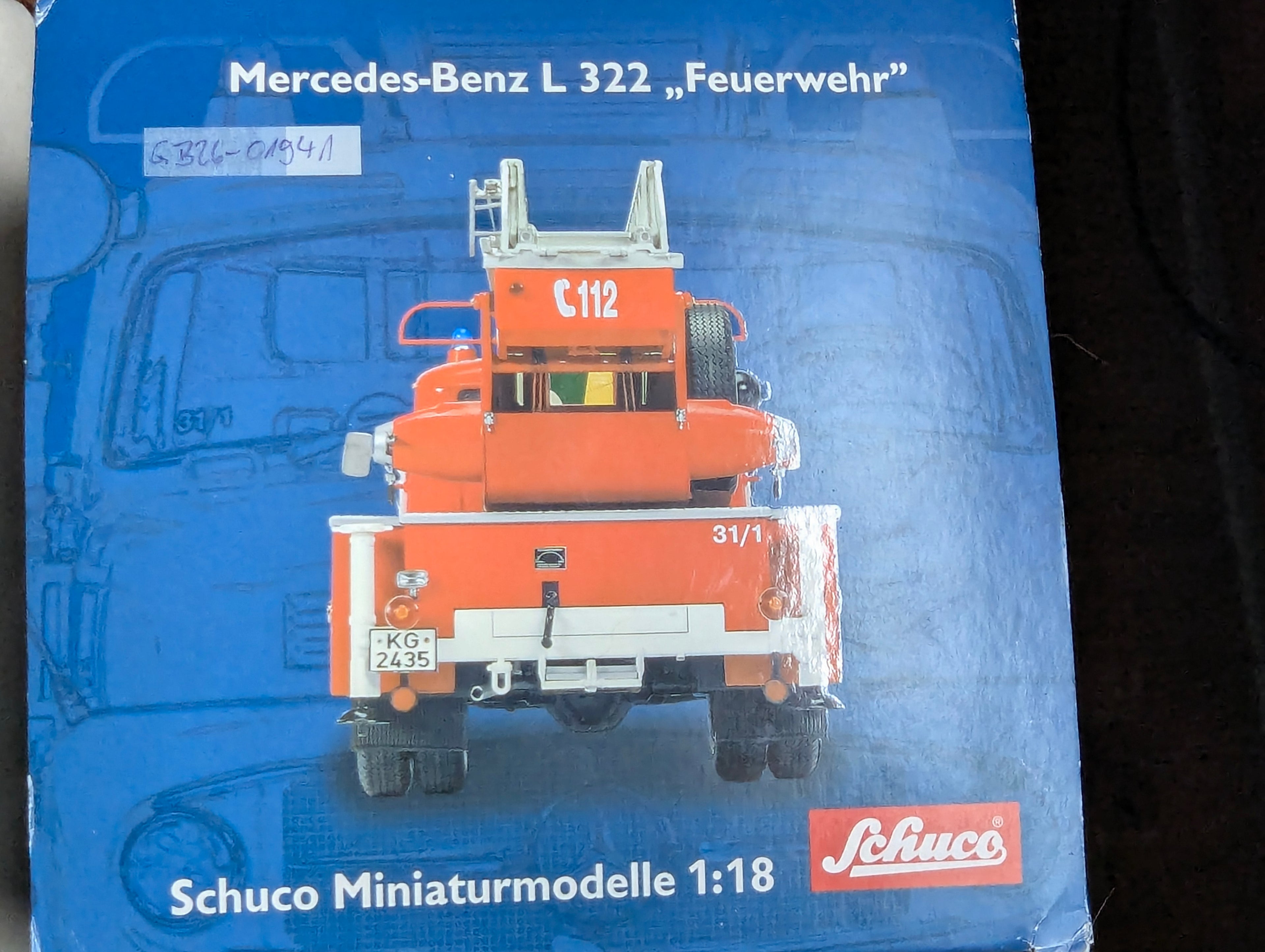 Modelos de coches 1:18 Schuco Mercedes Benz L 322 Escalera de bomberos con embalaje original