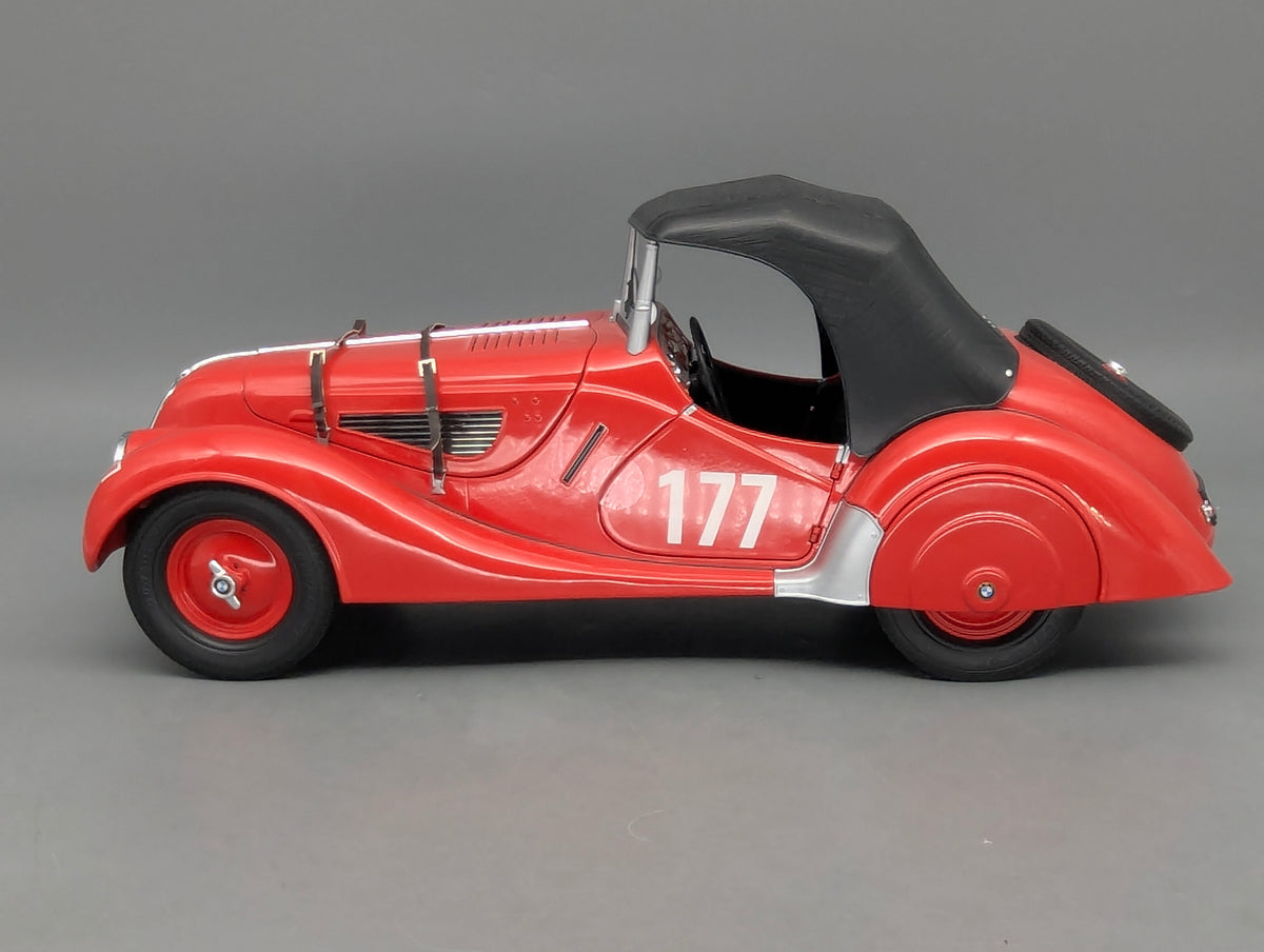 Coches a escala 1:12 Premium ClassiXXs BMW Isetta "Export" Azul Claro con embalaje original