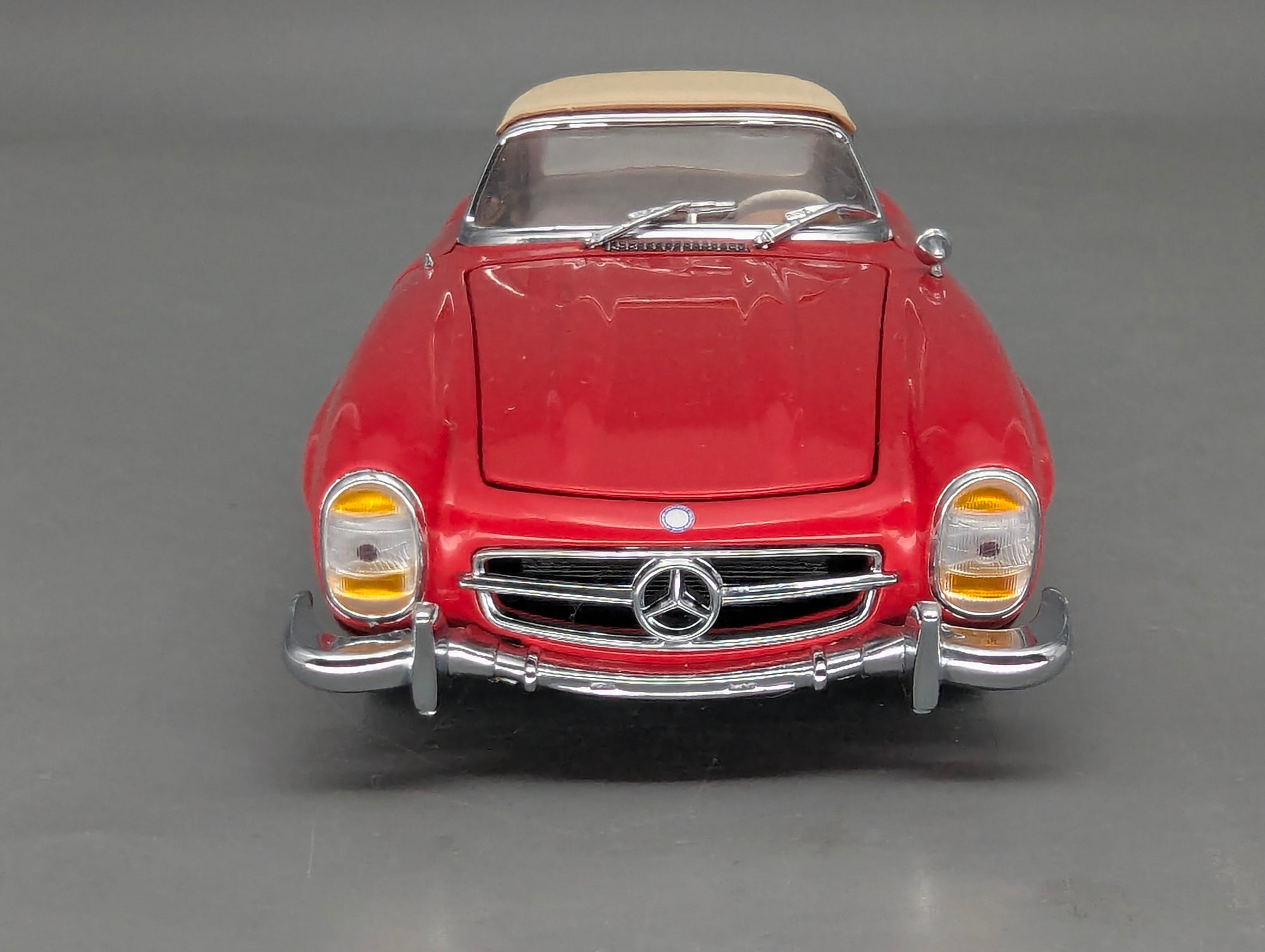 Modellautos 1:24 Franklin Mint Mercedes Benz 300 SL Roadster 1960 Rot mit OVP