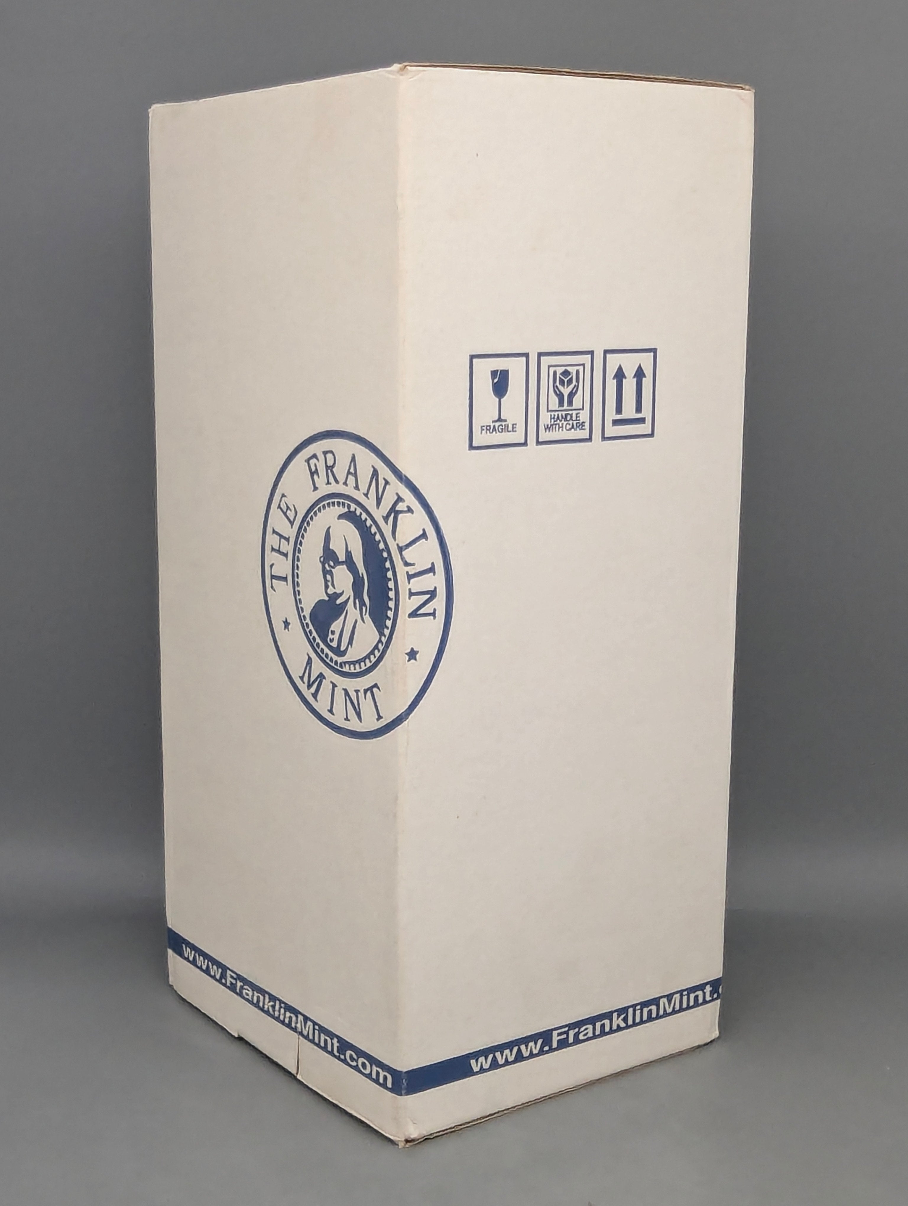 Model Cars 1:12 Premium ClassiXXs BMW Isetta "Export" Light Blue with Original Packaging