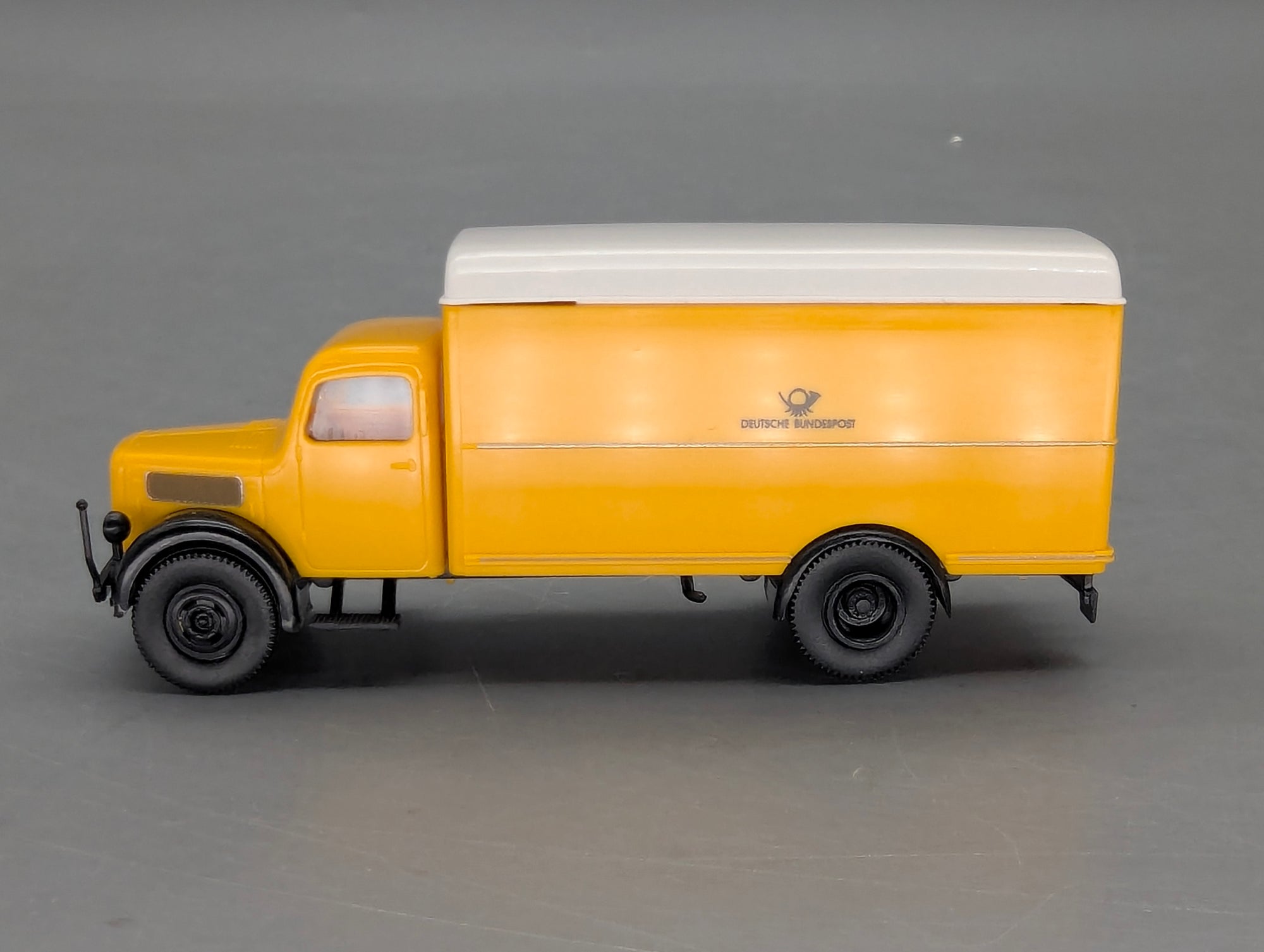 Modellautos H0 1:87 Brekina Magirus Deutz S 3500 Paketwagen Deutsche Bundespost OVP