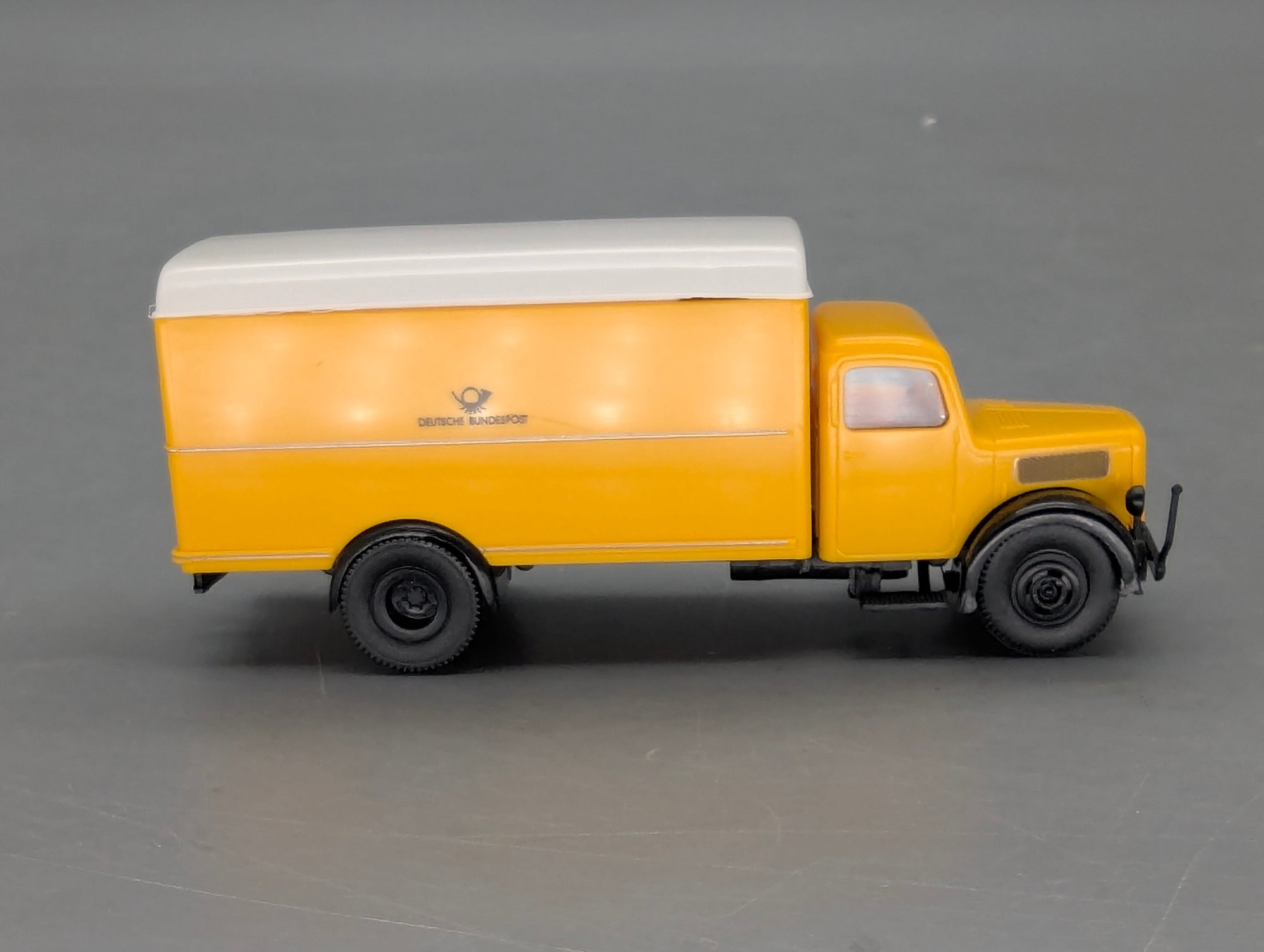 Modellautos H0 1:87 Brekina Magirus Deutz S 3500 Paketwagen Deutsche Bundespost OVP