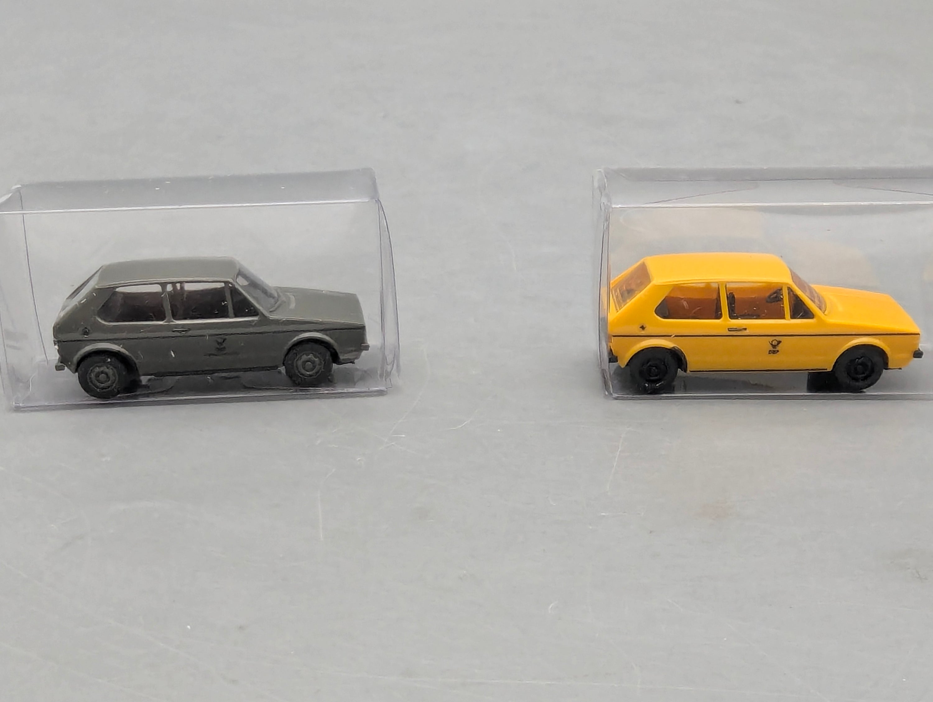 Modellautos H0 1:87 Brekina Volkswagen VW Golf 2-tlg Set Deutsche Bundespost OVP