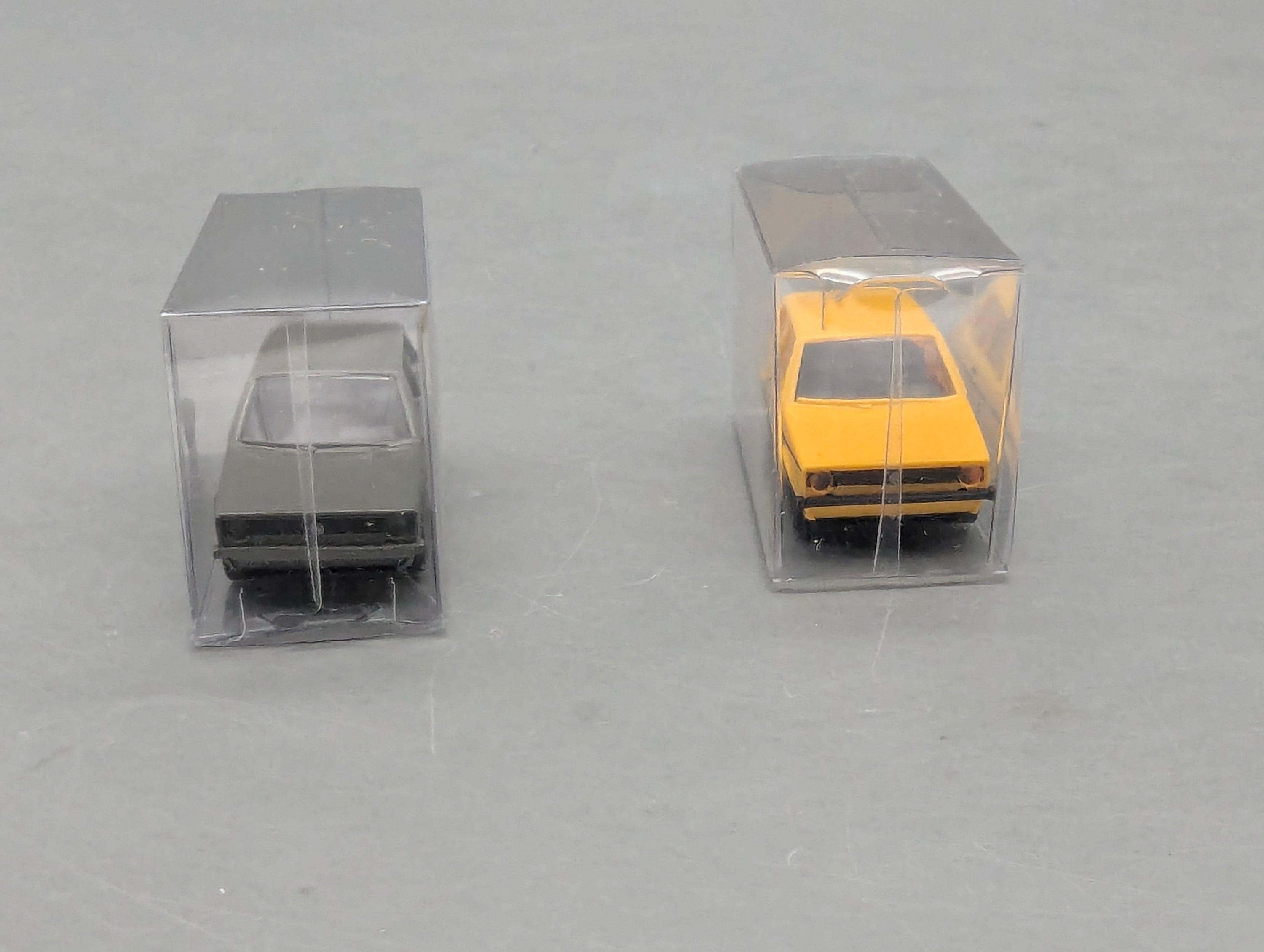Modellautos H0 1:87 Brekina Volkswagen VW Golf 2-tlg Set Deutsche Bundespost OVP