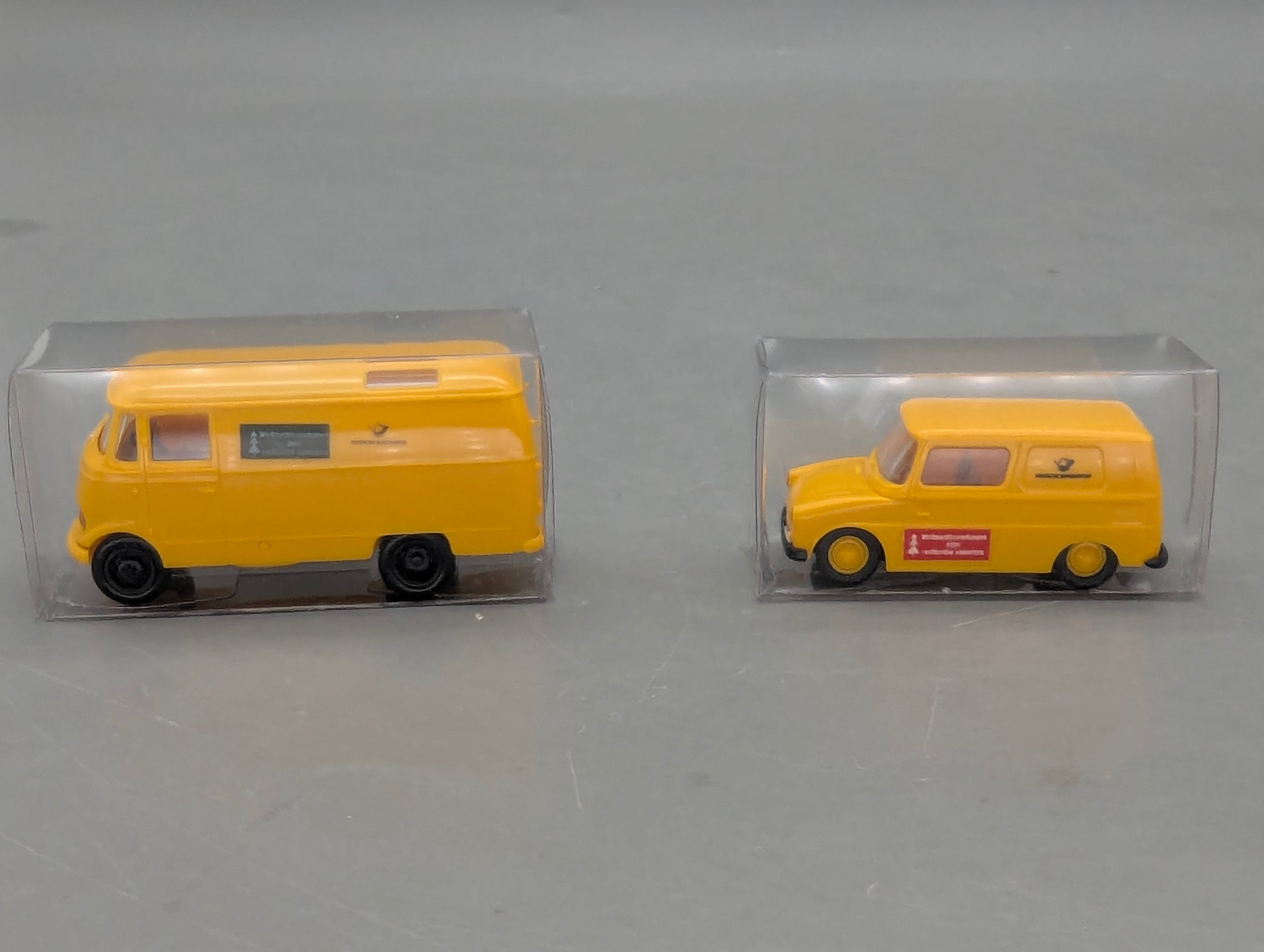 Coches a escala 1:12 Premium ClassiXXs BMW Isetta "Export" Azul Claro con embalaje original