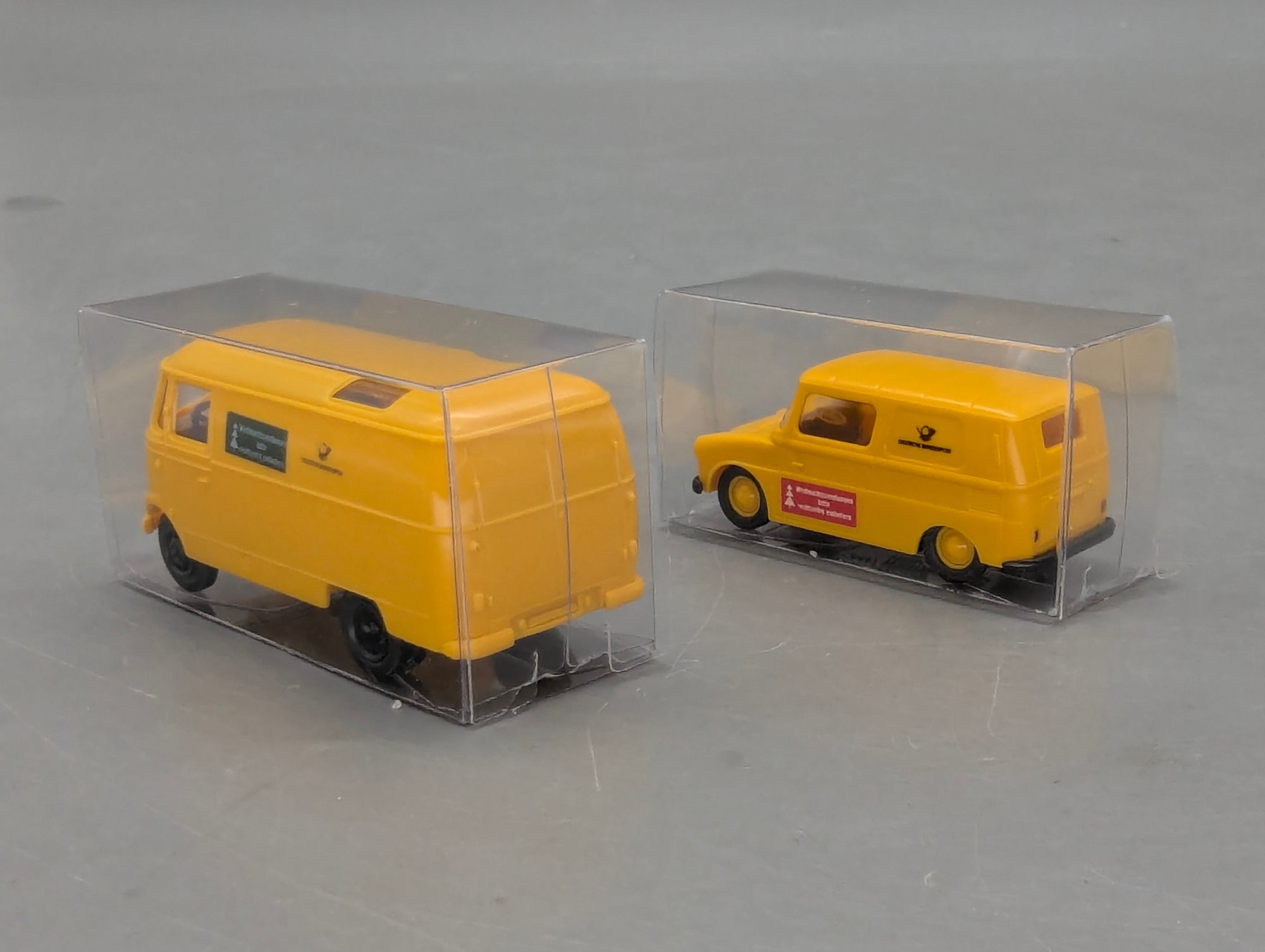 Coches a escala 1:12 Premium ClassiXXs BMW Isetta "Export" Azul Claro con embalaje original