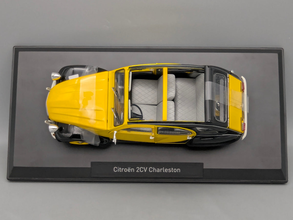 Coches a escala 1:12 Premium ClassiXXs BMW Isetta "Export" Azul Claro con embalaje original