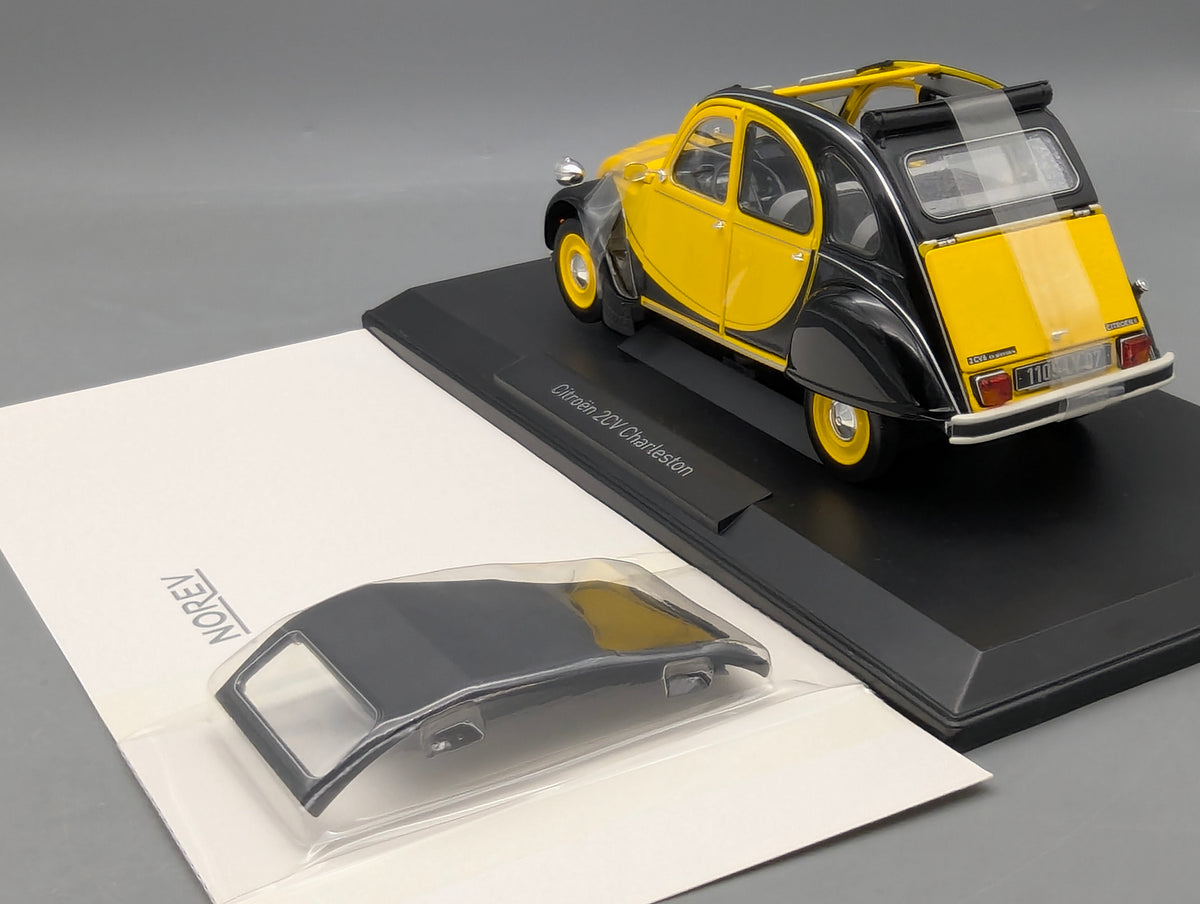 Coches a escala 1:12 Premium ClassiXXs BMW Isetta "Export" Azul Claro con embalaje original