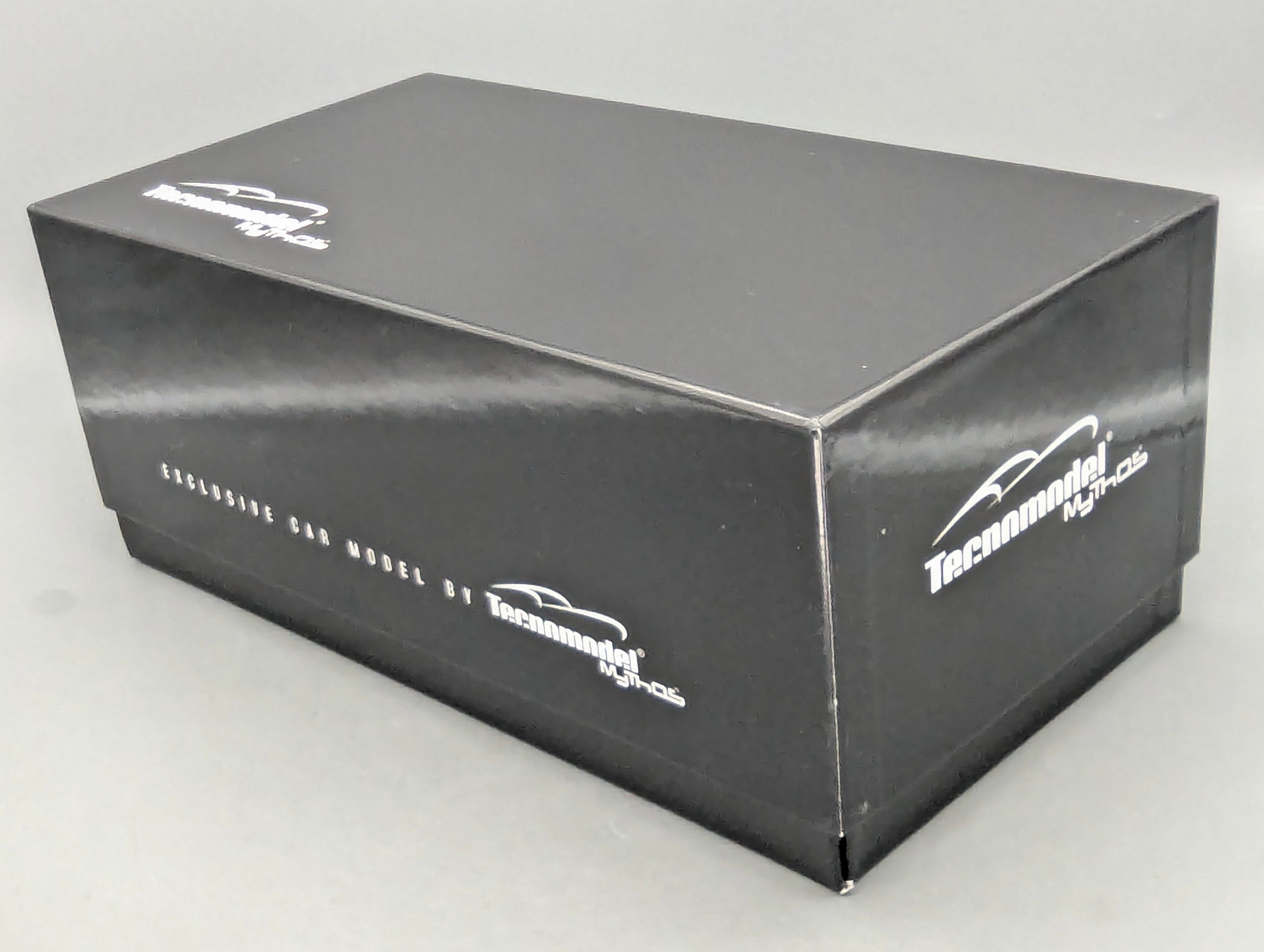 Coches a escala 1:43 Spark S9609 Lamborghini Huracan GT3 EVO FIA Vallelunga 2019 #58 precintado