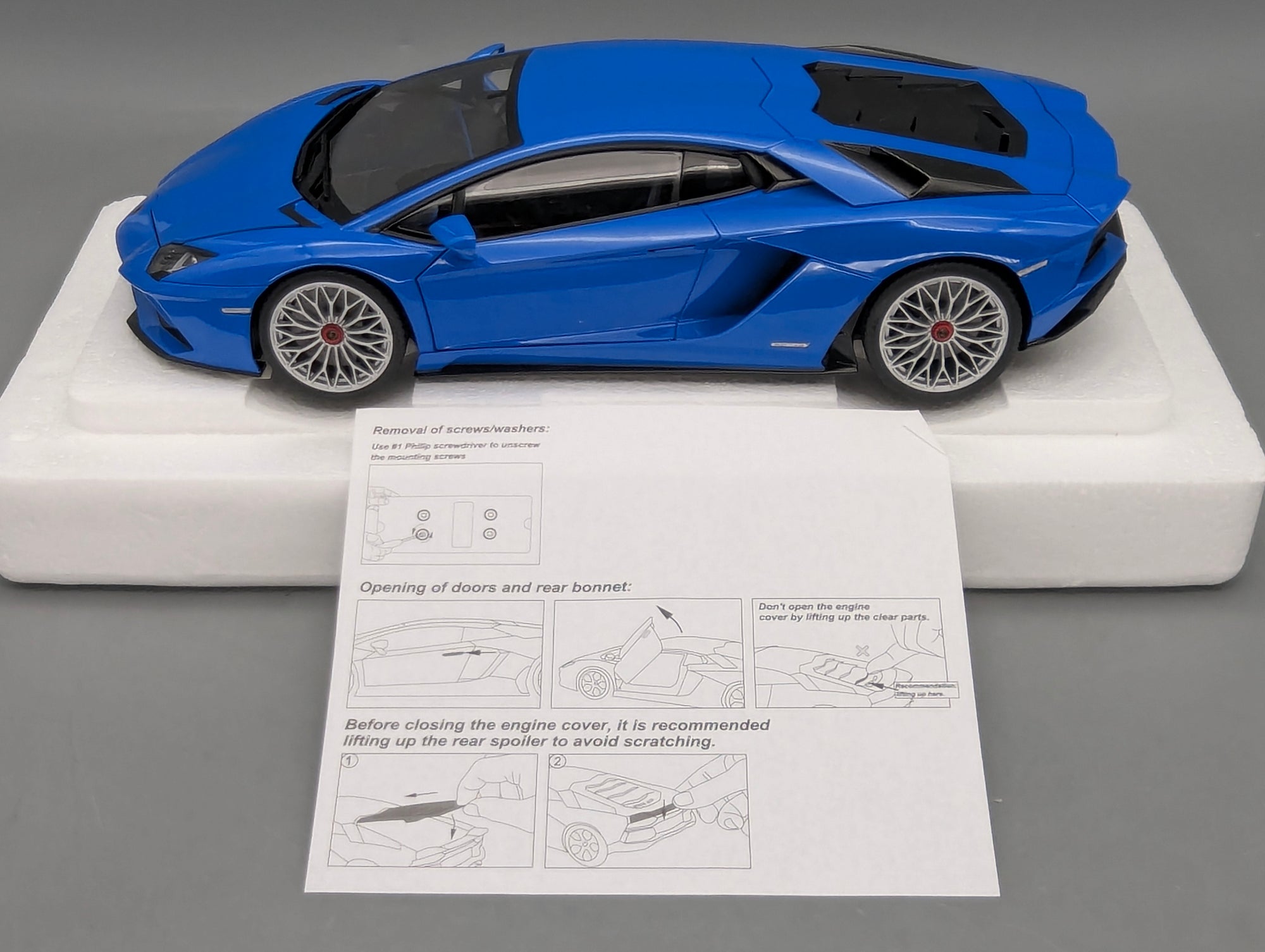 Model Cars 1:43 Spark S9609 Lamborghini Huracan GT3 EVO FIA Vallelunga 2019 #58 OVP