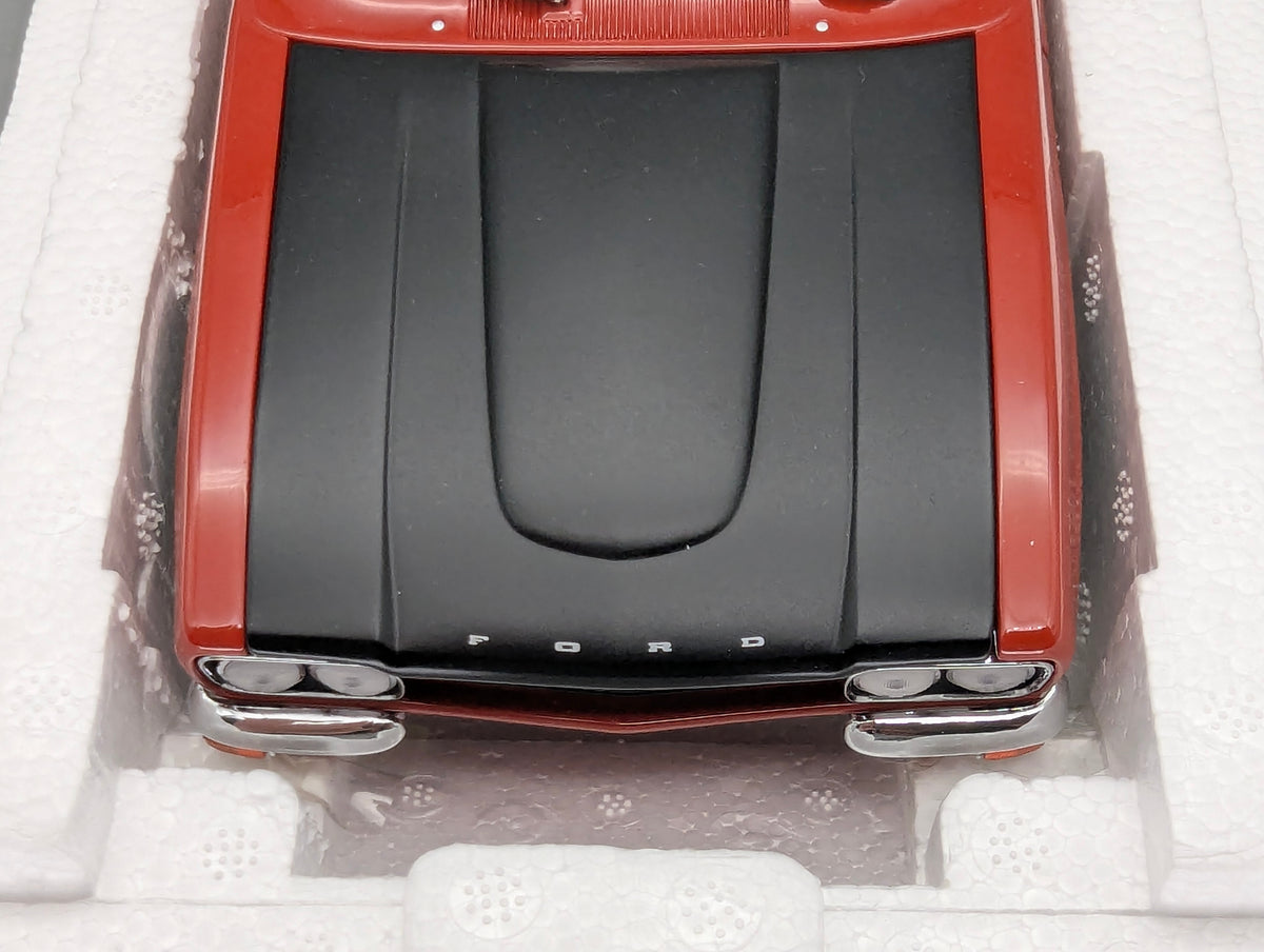 Modellautos 1:18 Minichamps Ford Capri I RS 2600 1970 Rot Schwarz mit OVP
