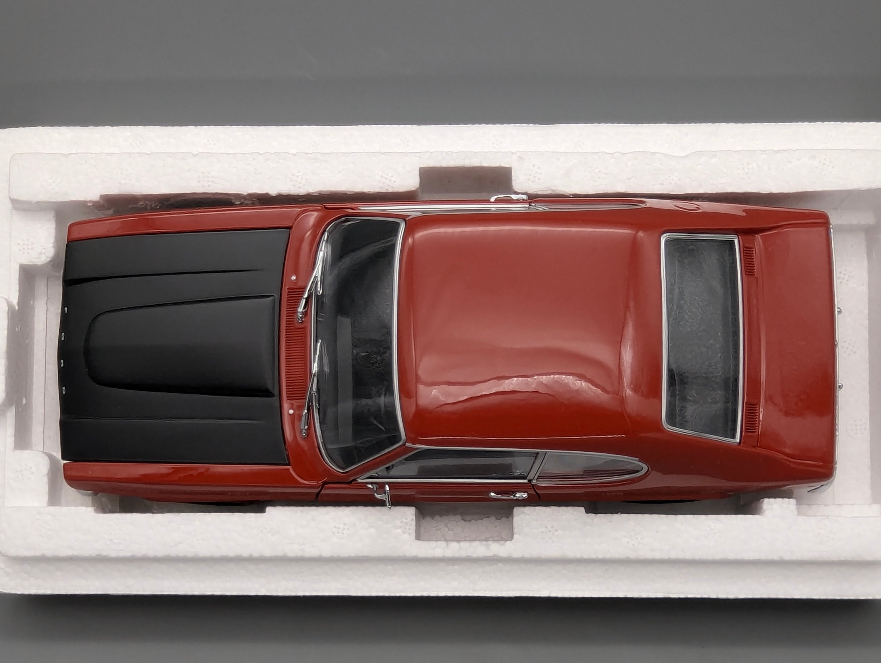 Modellautos 1:18 Minichamps Ford Capri I RS 2600 1970 Rot Schwarz mit OVP
