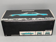 Modellautos 1:18 Minichamps BMW 3.0 CSi Met. Grün 1972 mit OVP