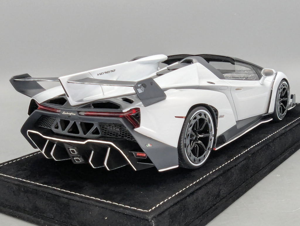 Model Cars 1:43 Spark S9609 Lamborghini Huracan GT3 EVO FIA Vallelunga 2019 #58 OVP