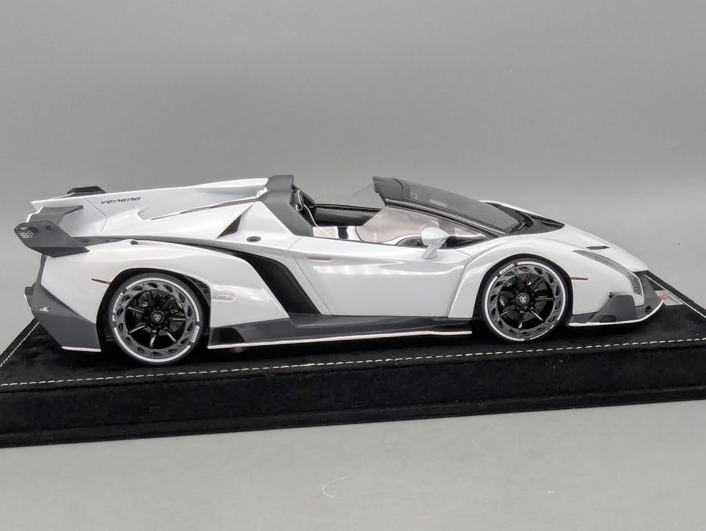 Model Cars 1:43 Spark S9609 Lamborghini Huracan GT3 EVO FIA Vallelunga 2019 #58 OVP