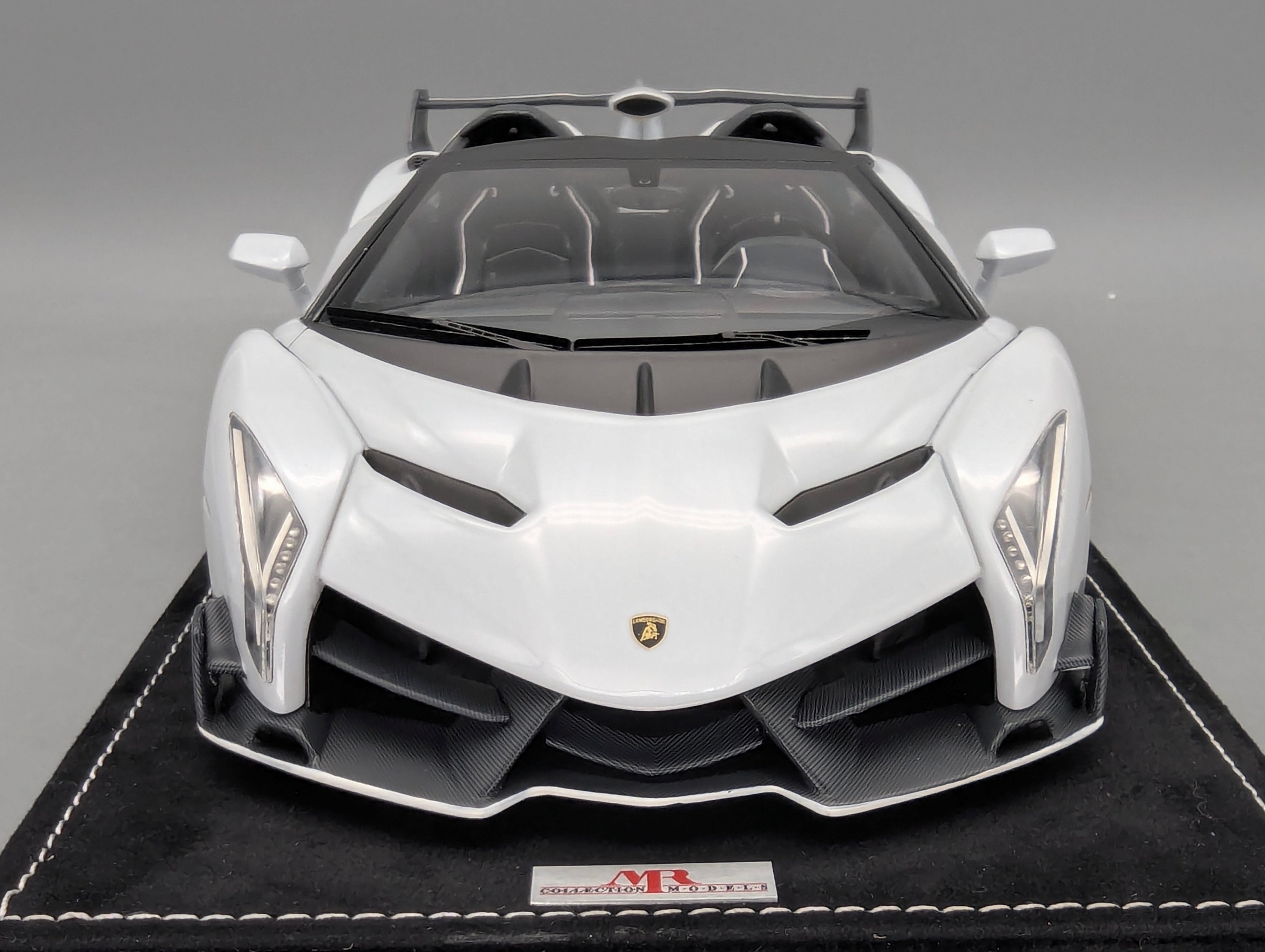 Modellautos 1:18 MR Collection Lamborghini Veneno Roadster Ltd 1/1 mit OVP