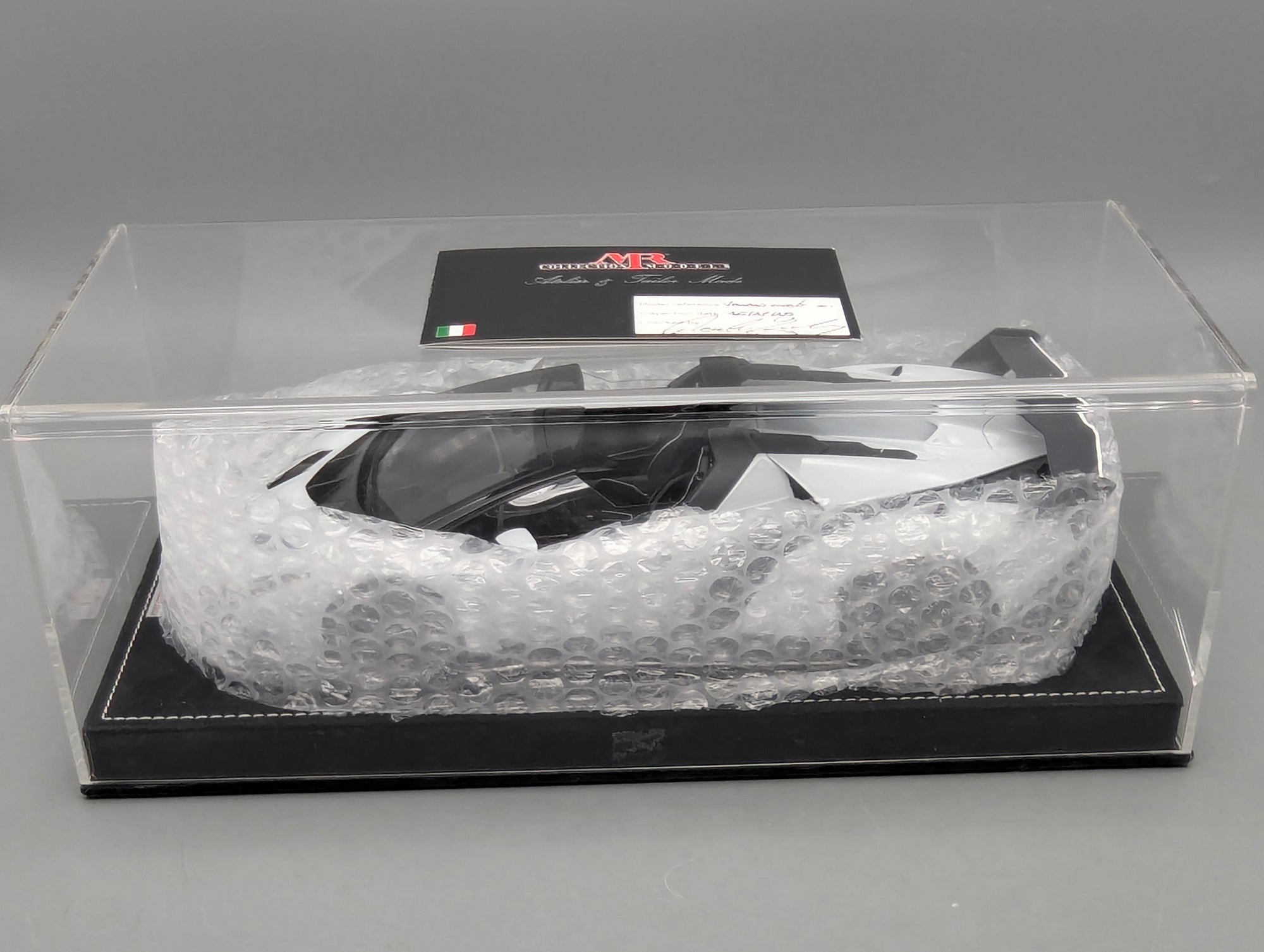 Modellautos 1:18 MR Collection Lamborghini Veneno Roadster Ltd 1/1 mit OVP