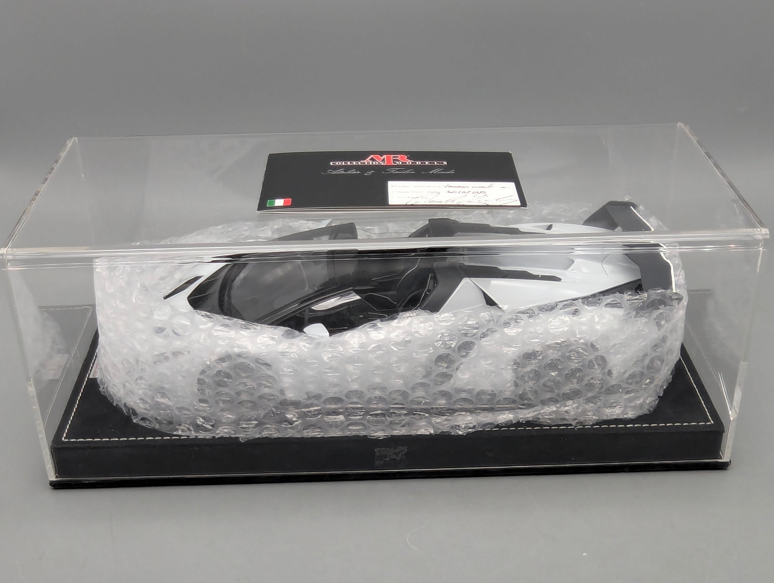 Modellautos 1:18 MR Collection Lamborghini Veneno Roadster Ltd 1/1 mit OVP