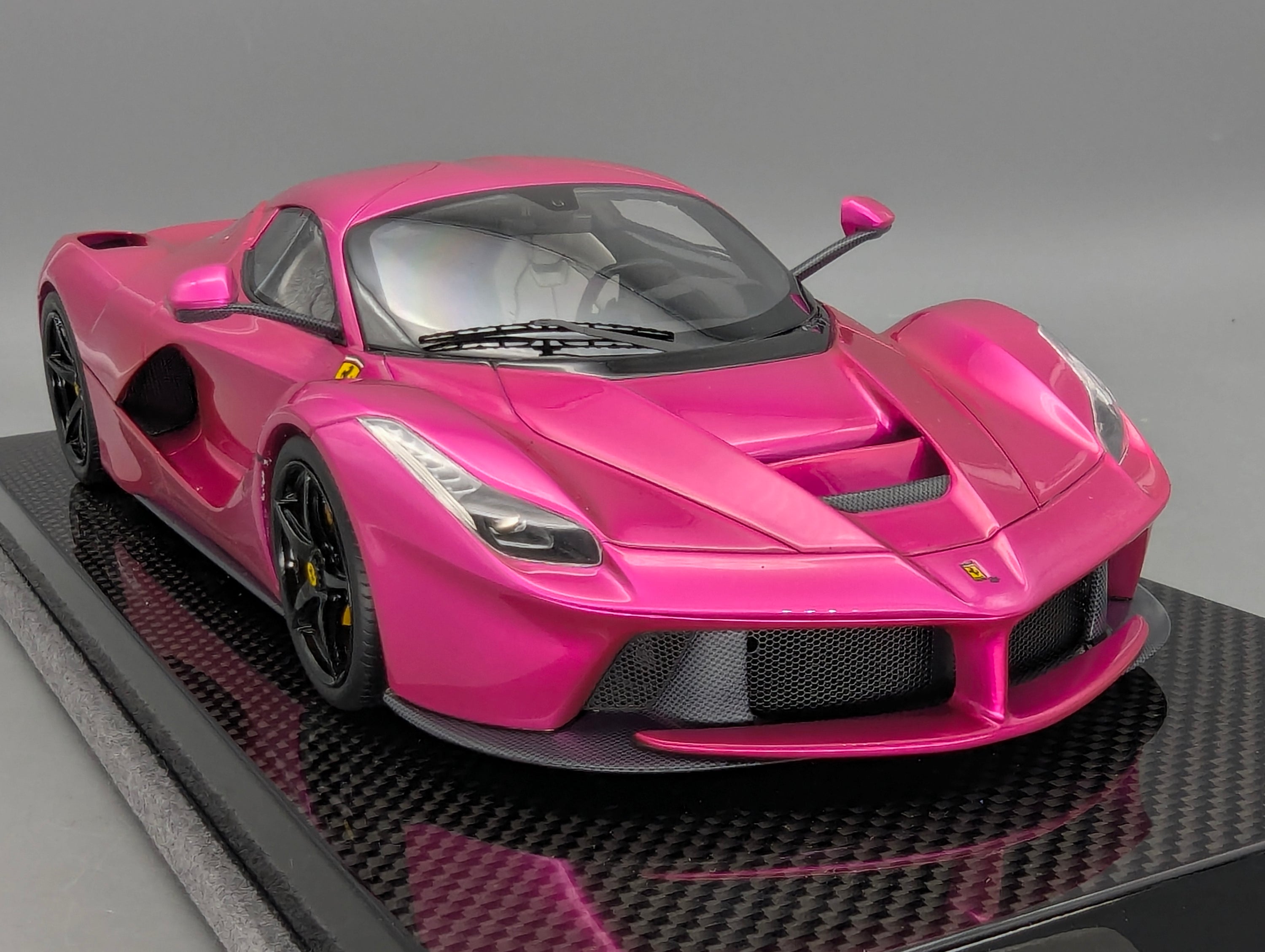 Modellautos 1:18 MR Collection Ferrari LaFerrari Pink Flash Ltd 25/26 OVP