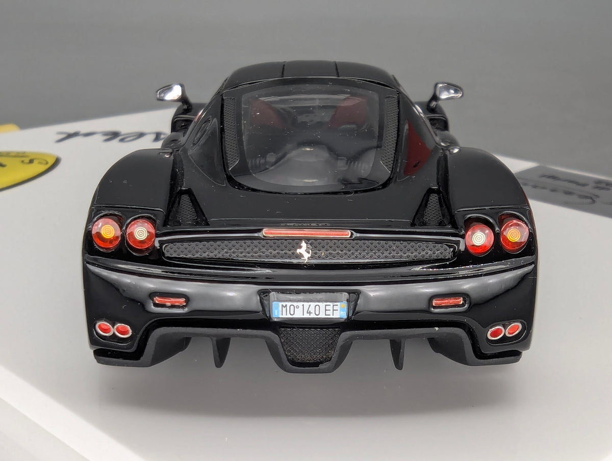 Modellautos 1:43 BBR Ferrari Enzo Salone di Parigi / Paris 2002 mit Vitrine und OVP